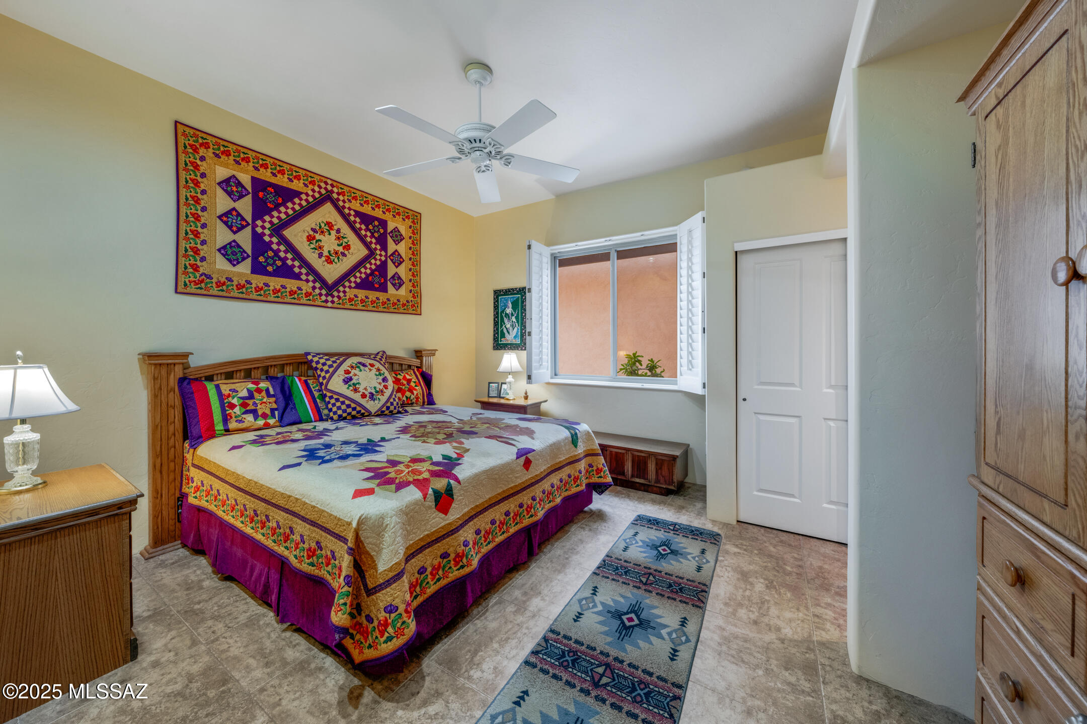 2201 S Lone Star Place