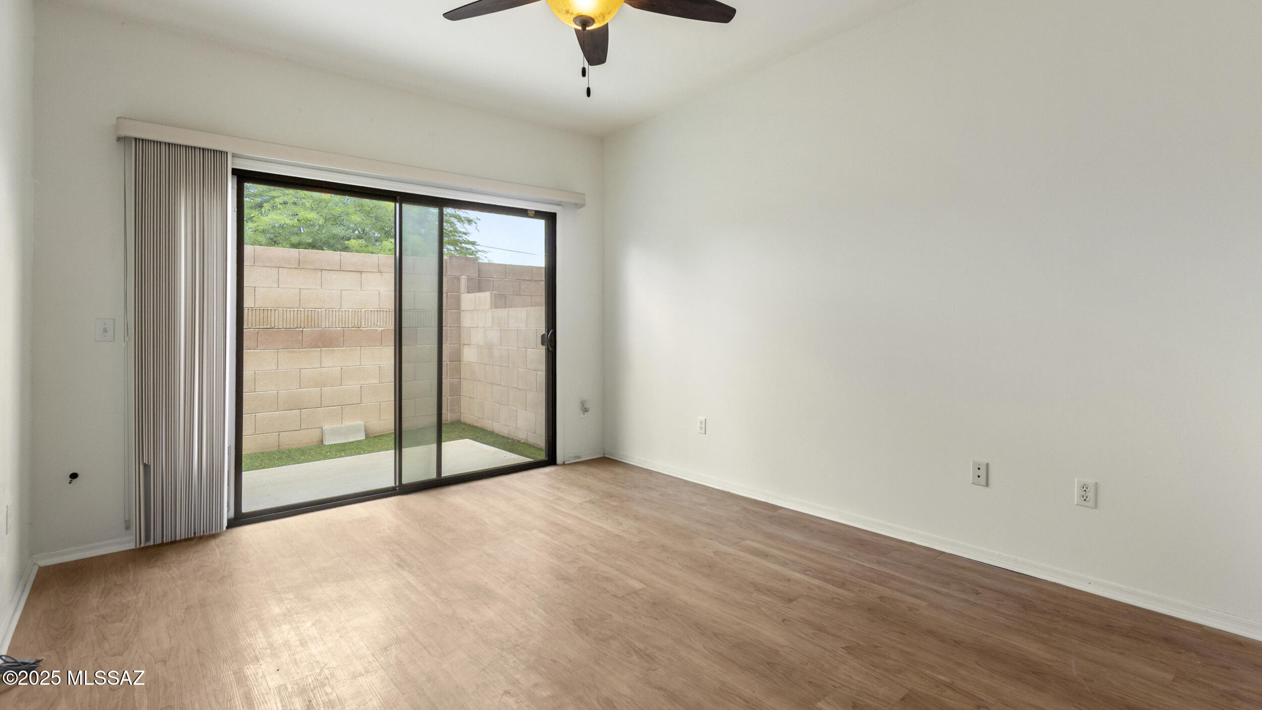 4134 N Fortune Loop