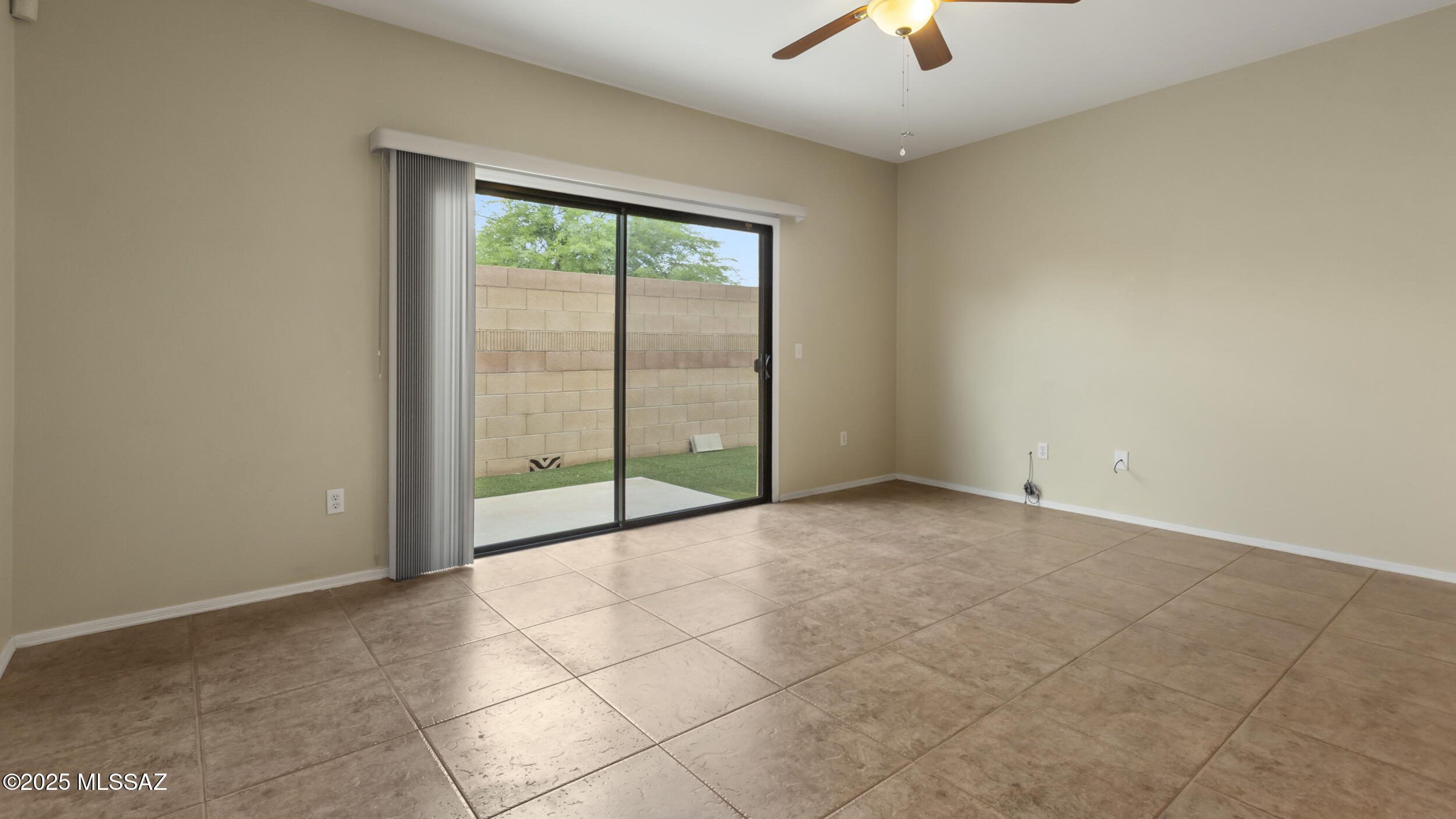 4134 N Fortune Loop