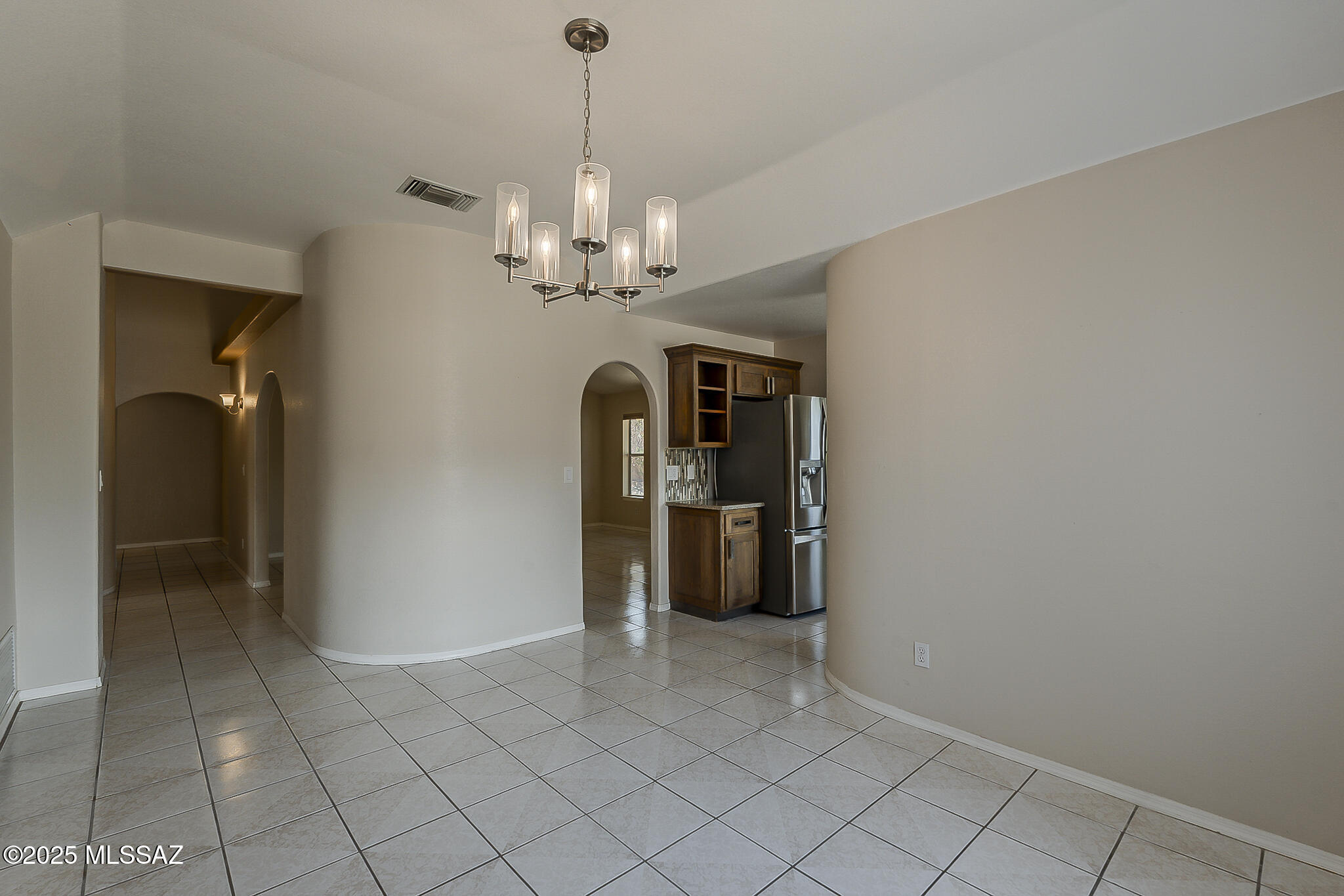 500 S Chalet Avenue