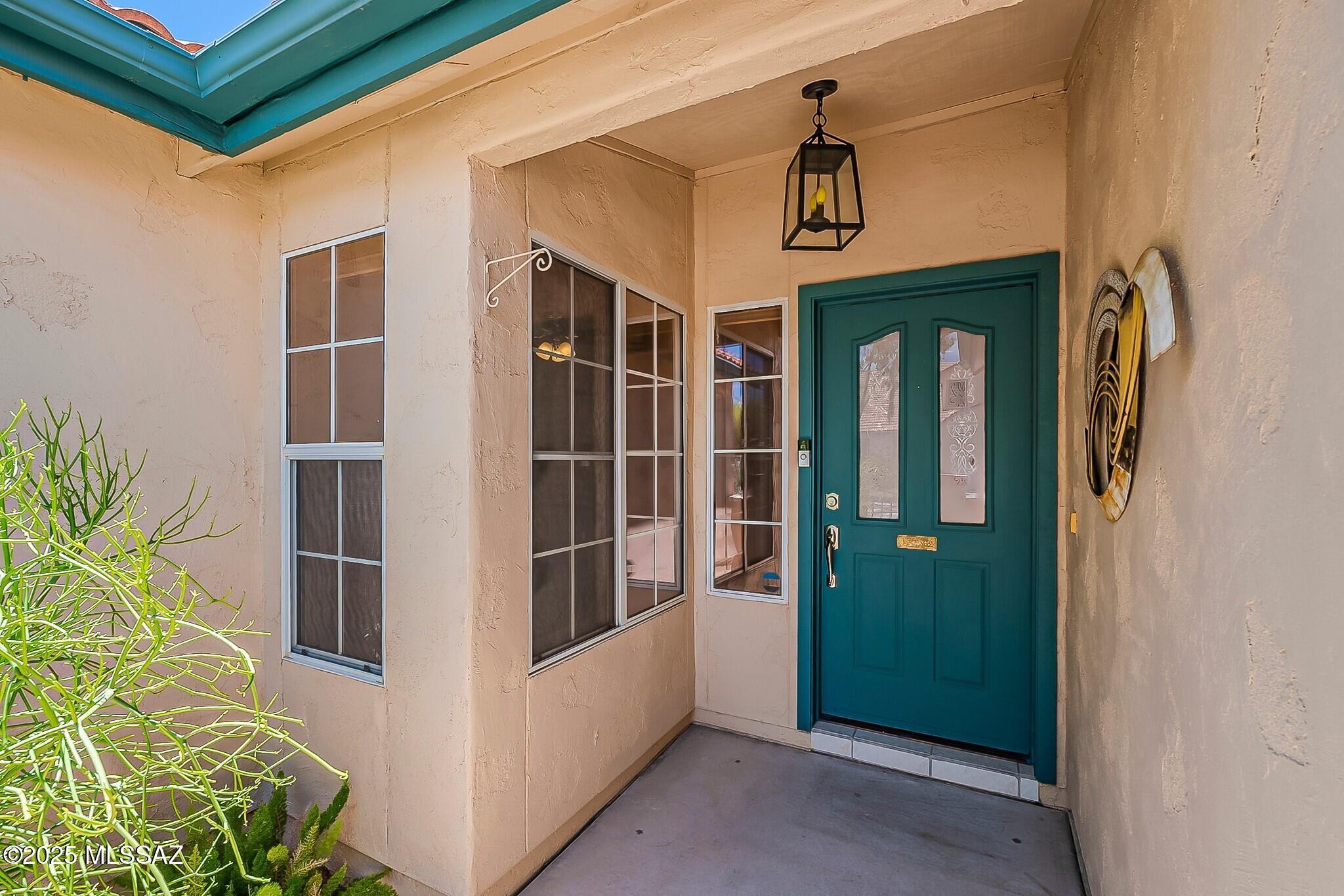 500 S Chalet Avenue