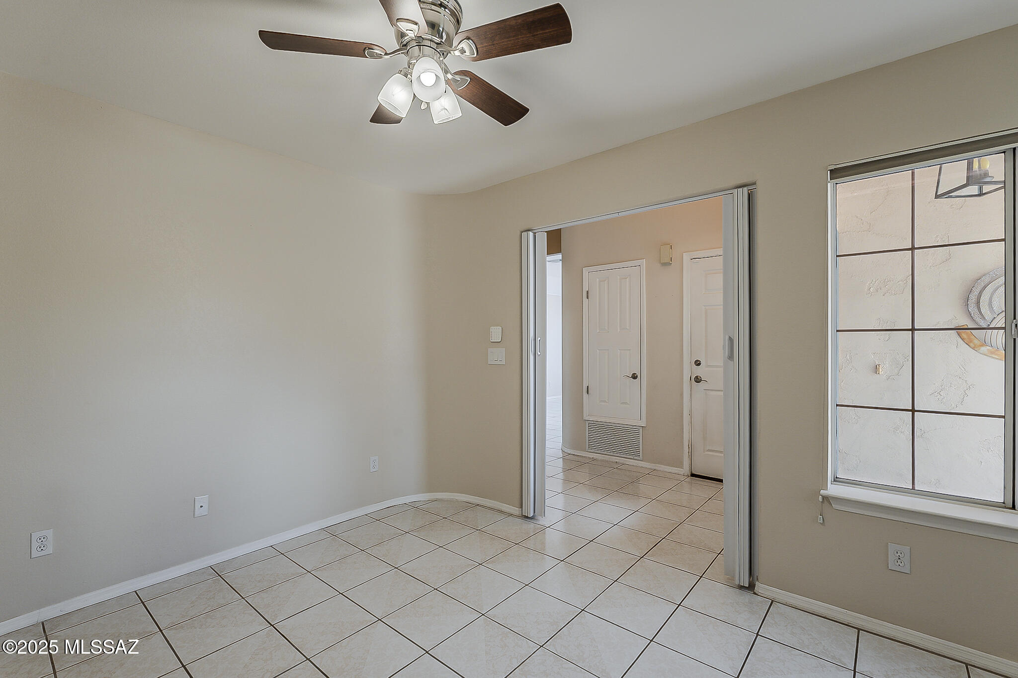 500 S Chalet Avenue