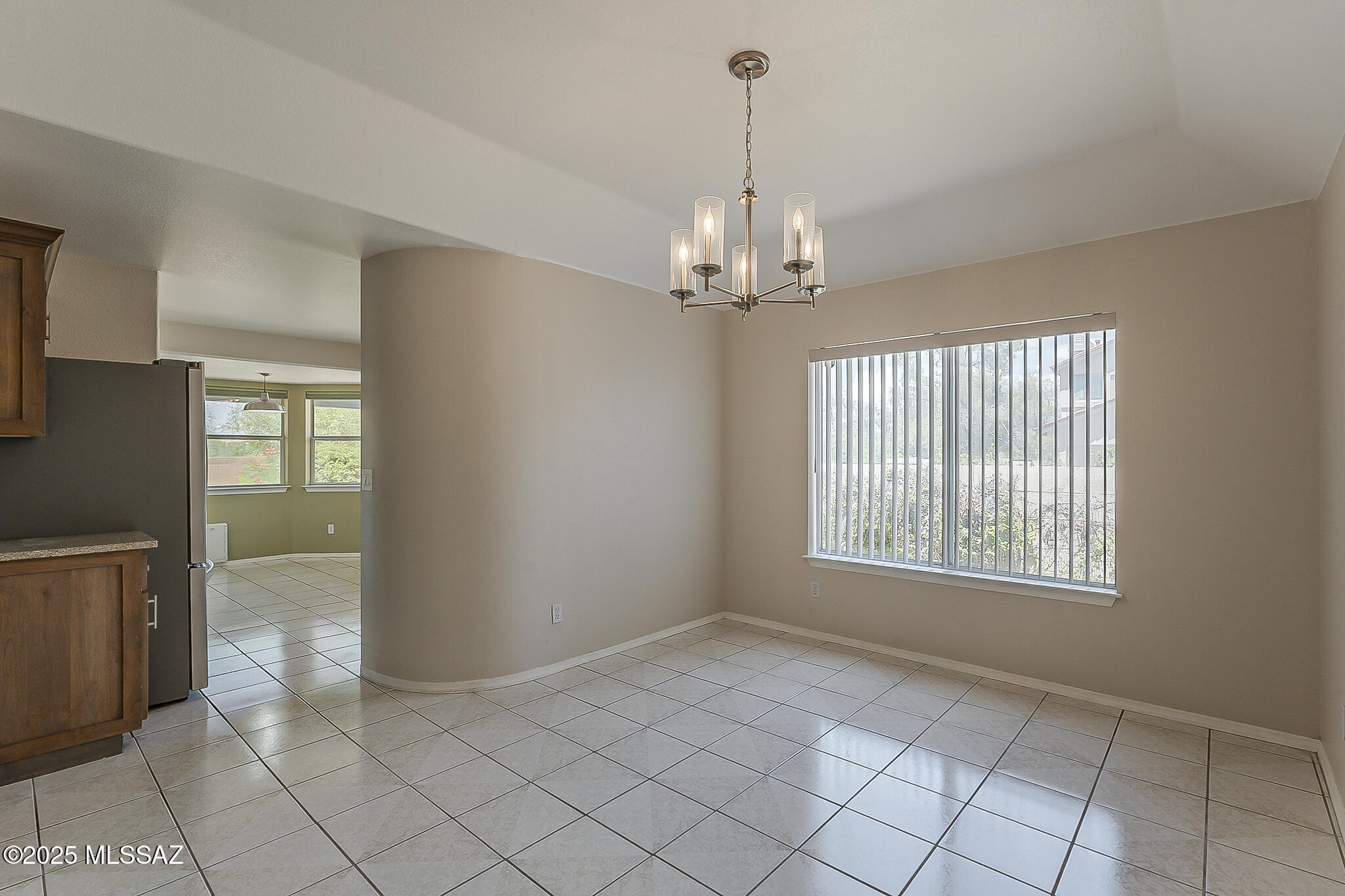 500 S Chalet Avenue