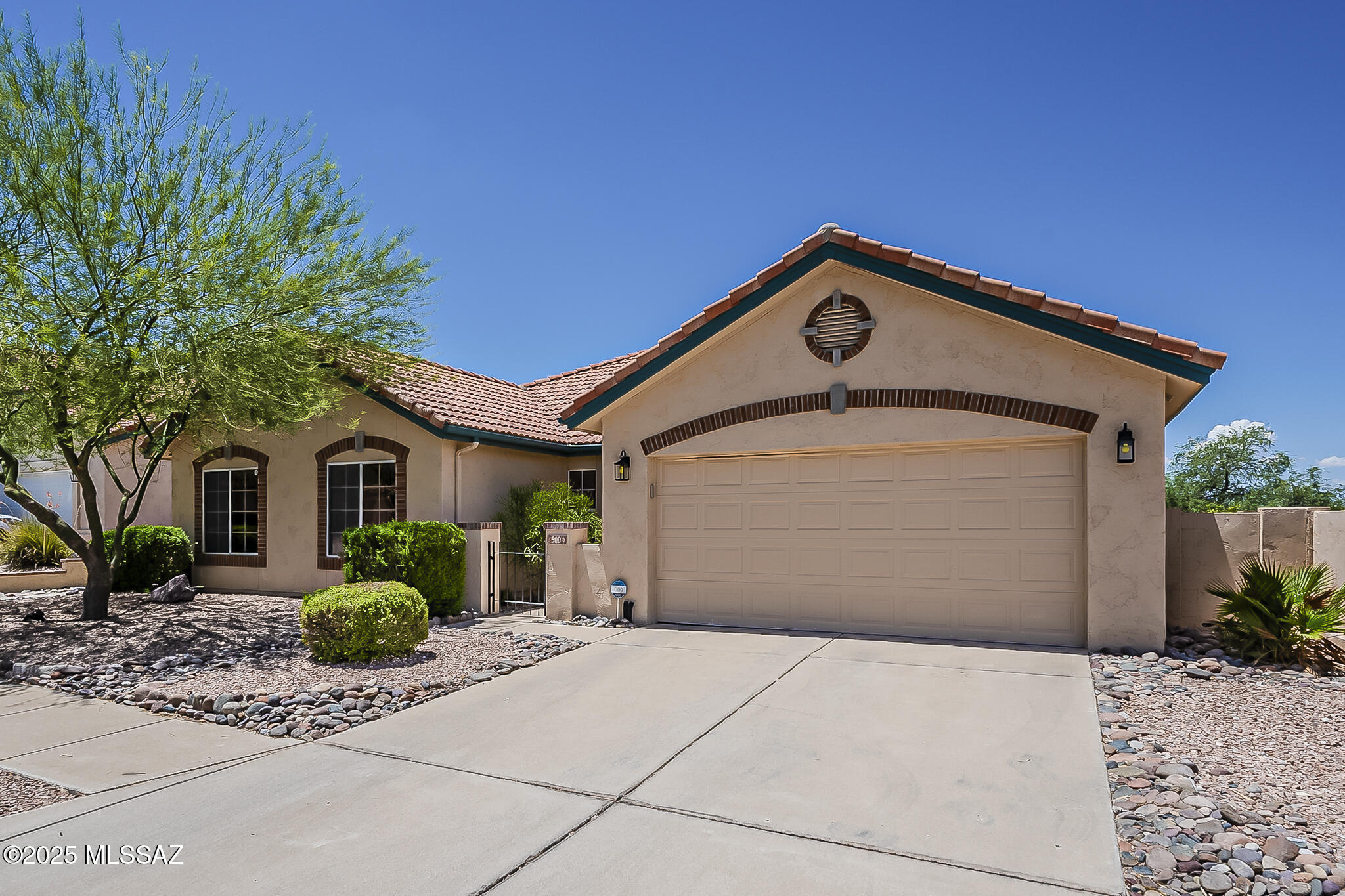 500 S Chalet Avenue