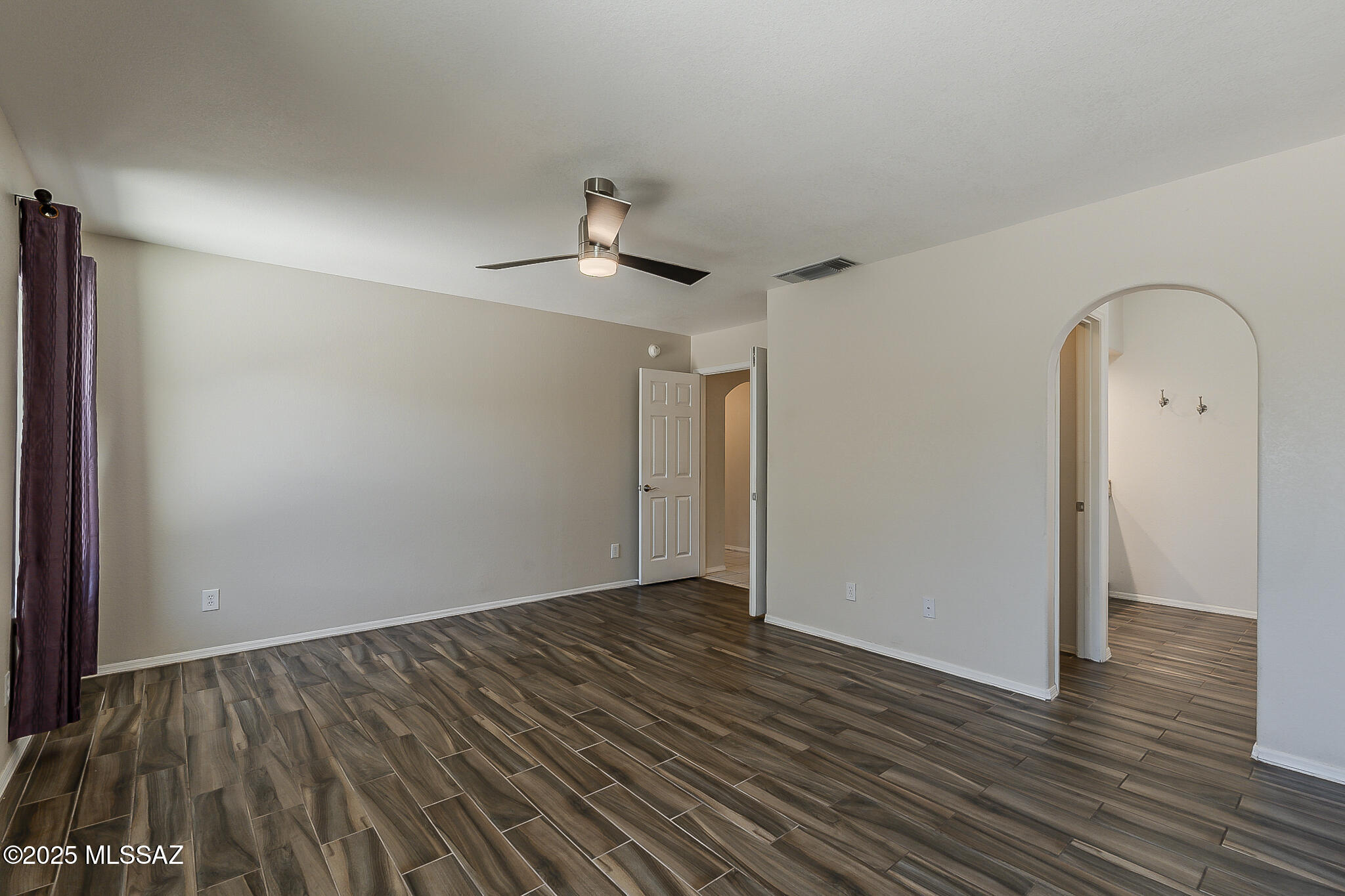500 S Chalet Avenue