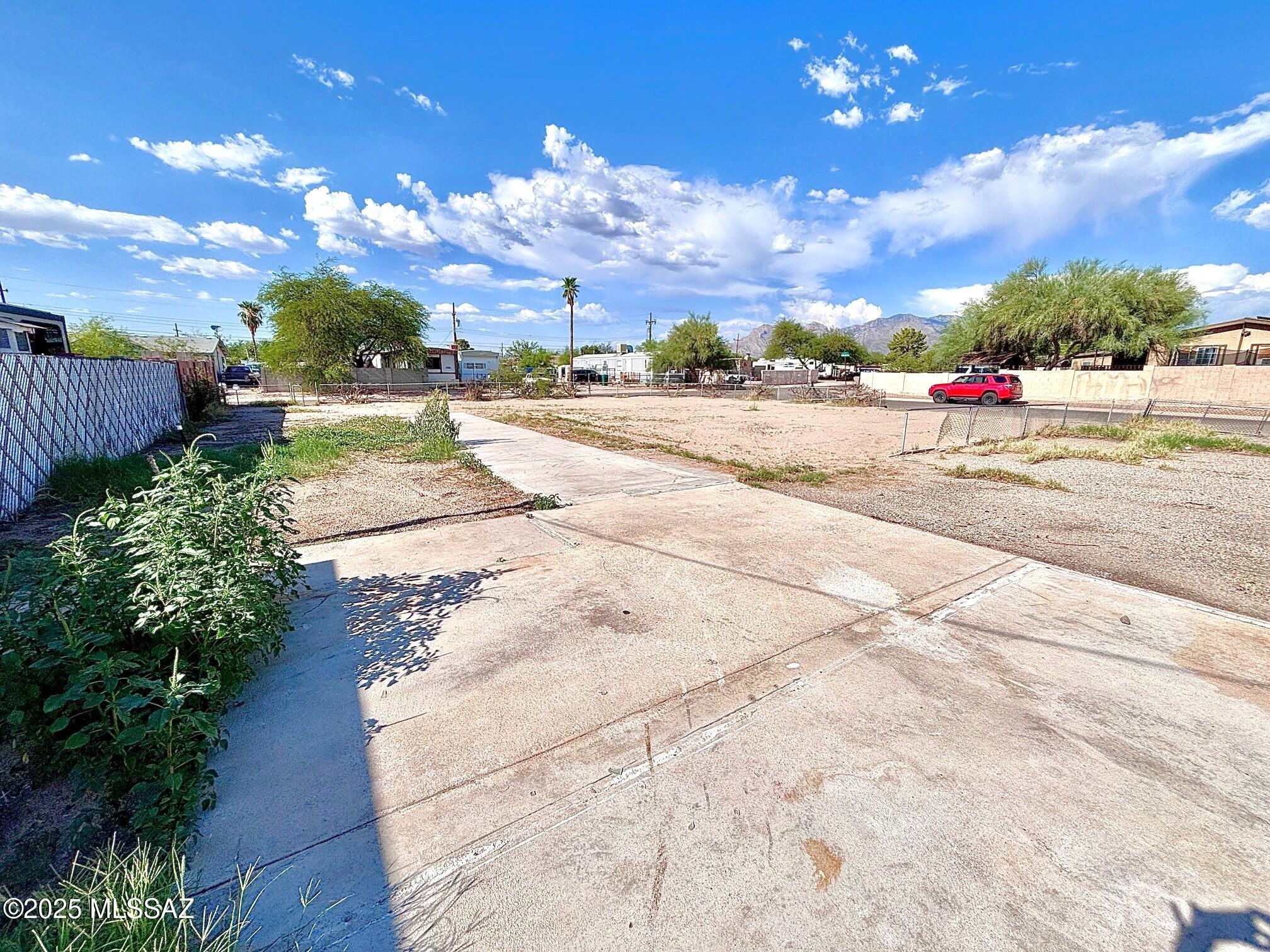 2753 W Palmyra Street Unit: 53