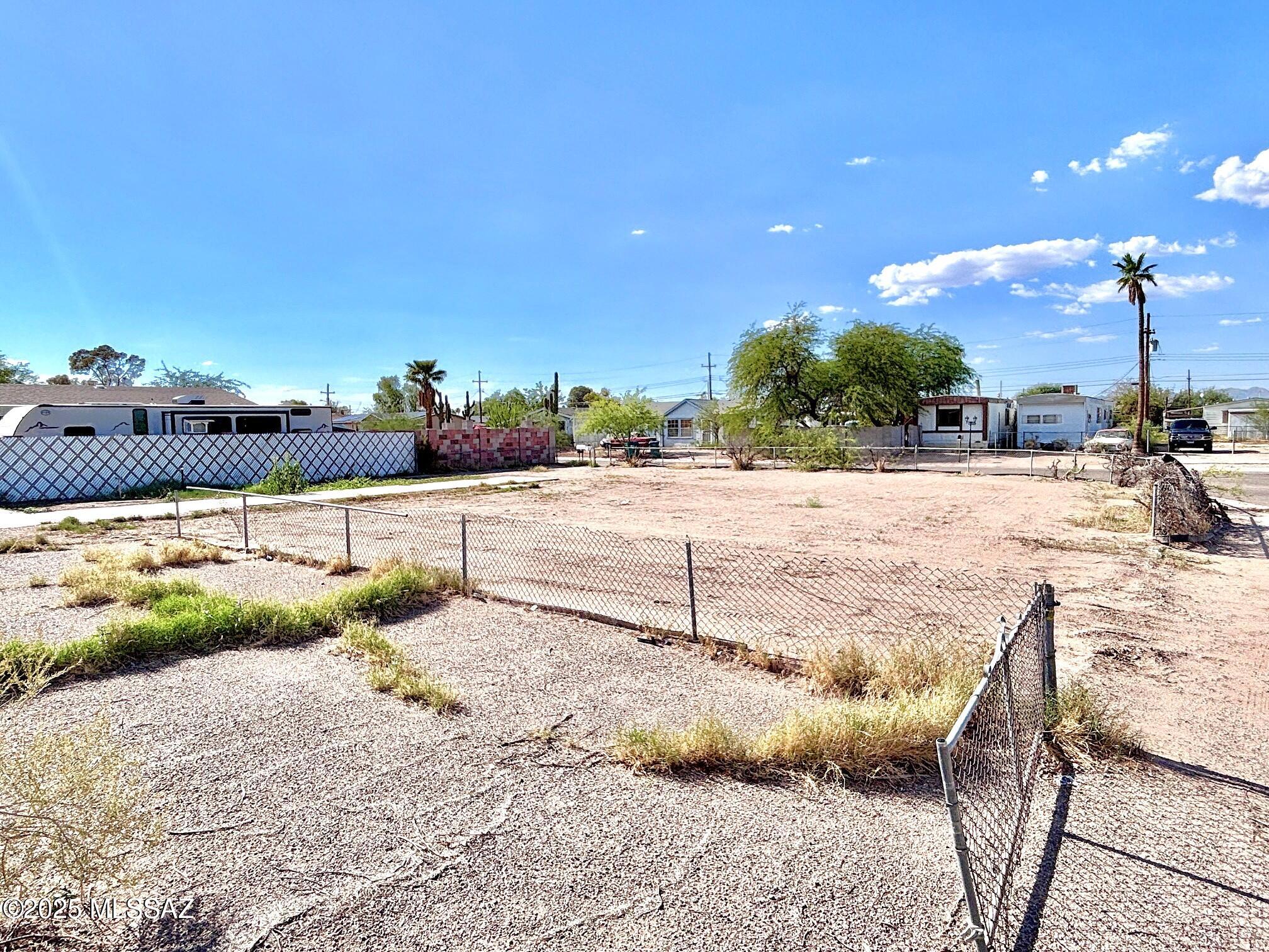 2753 W Palmyra Street Unit: 53