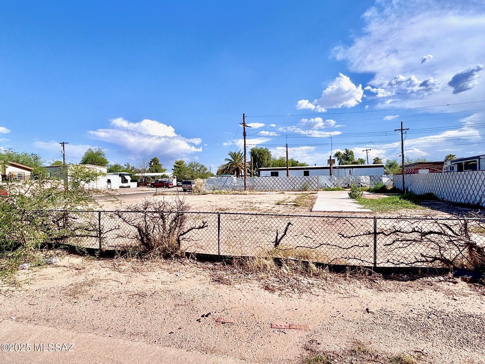 2753 W Palmyra Street Unit: 53