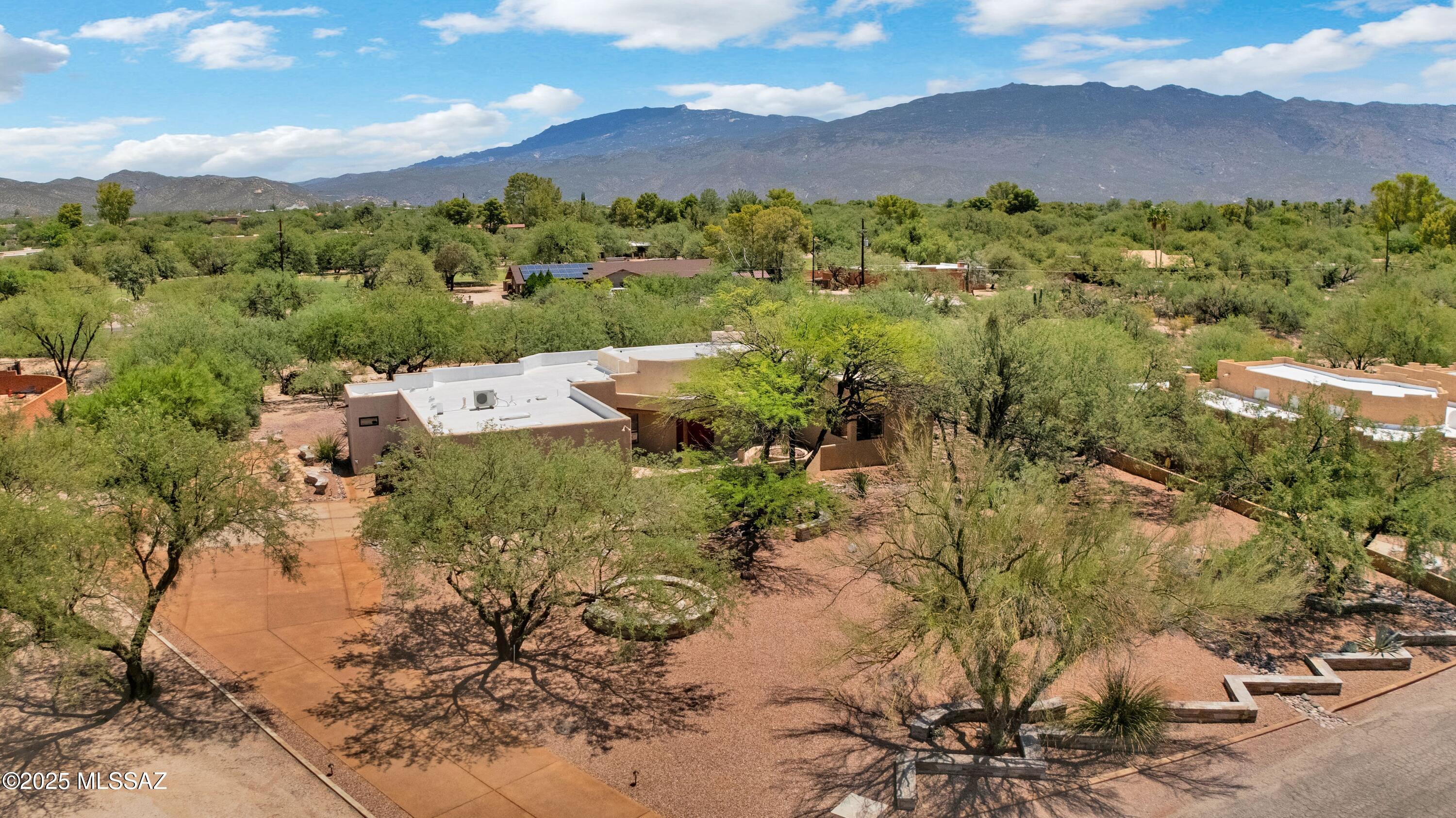 12017 E Claim Jumper Square