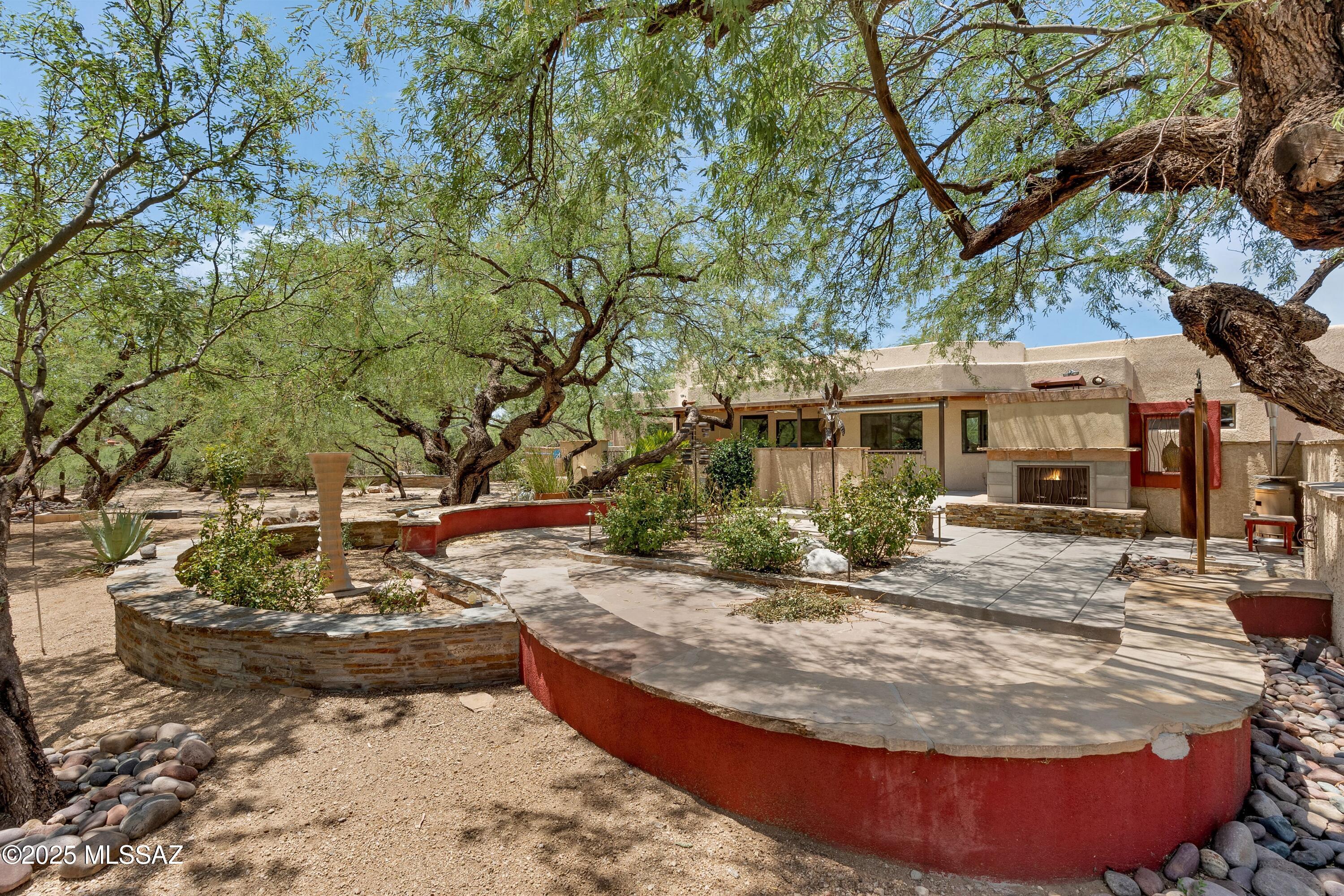 12017 E Claim Jumper Square