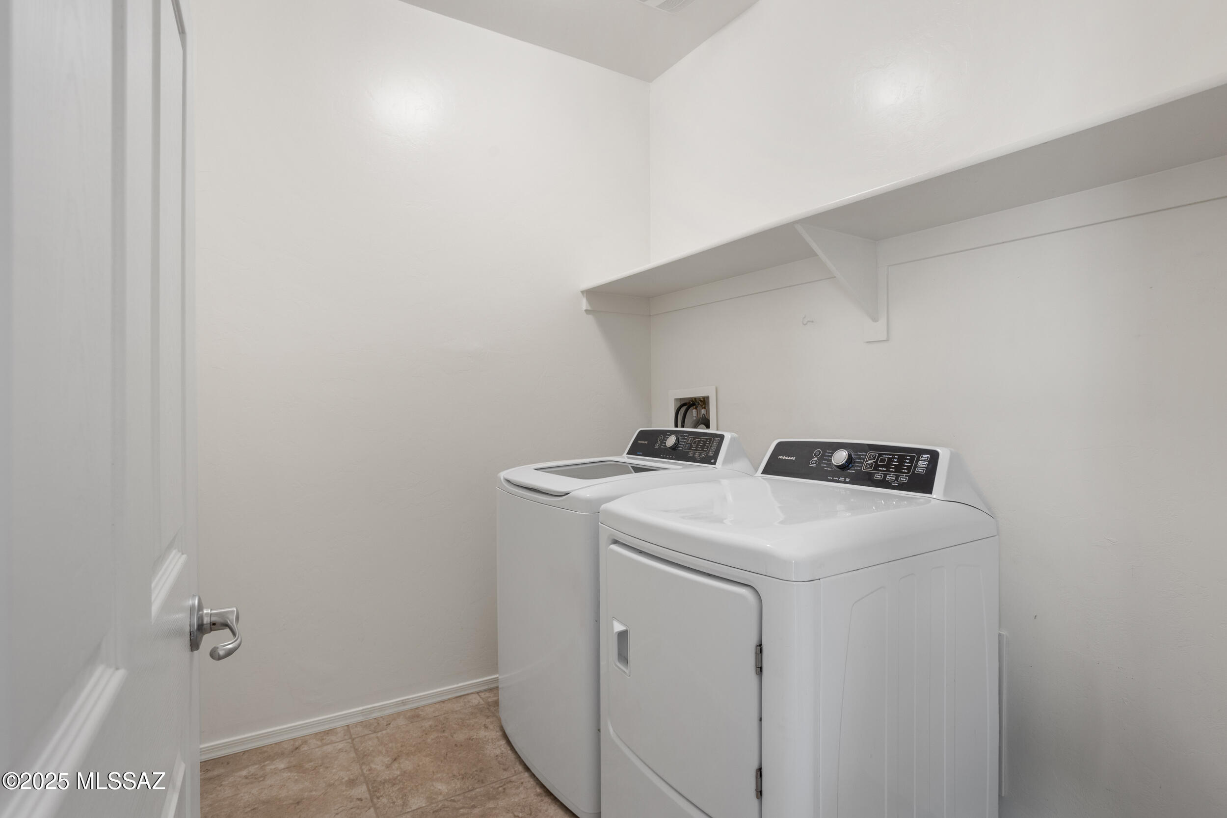 9104 W Blue Saguaro Street