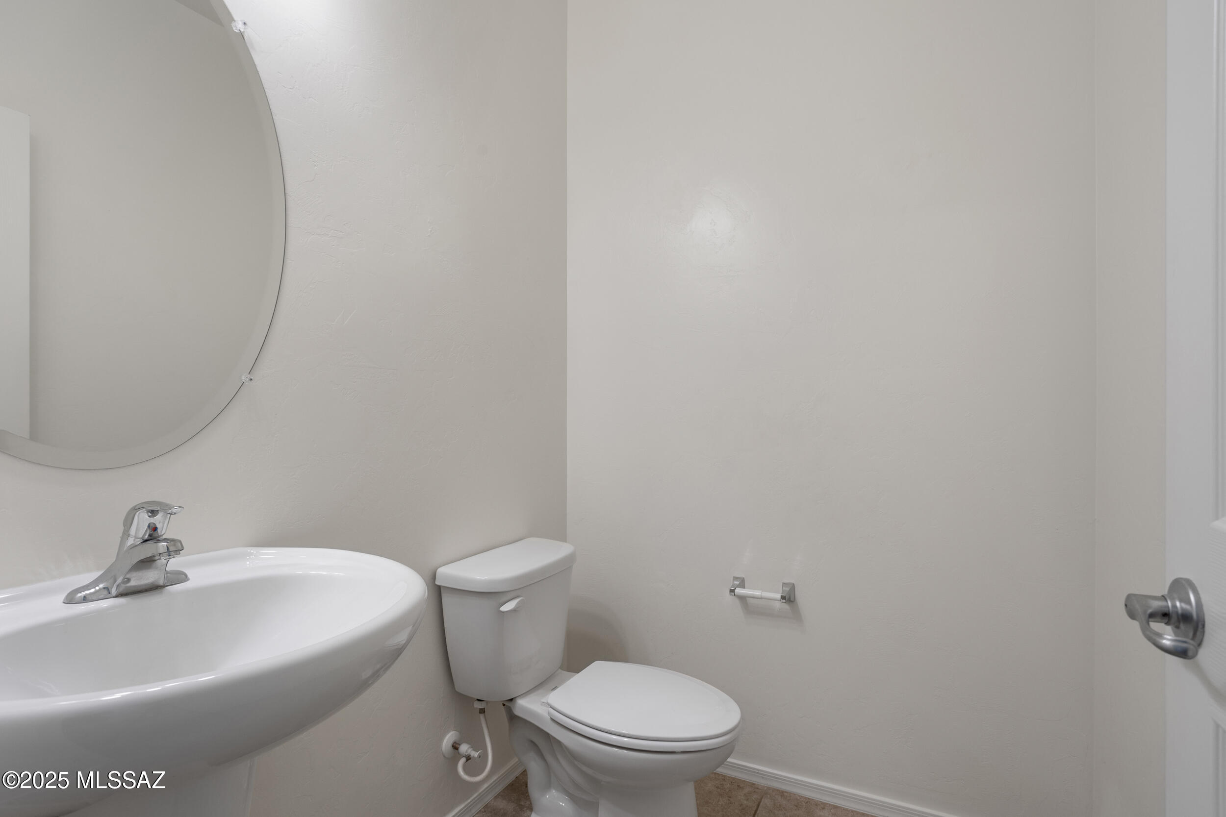 9104 W Blue Saguaro Street