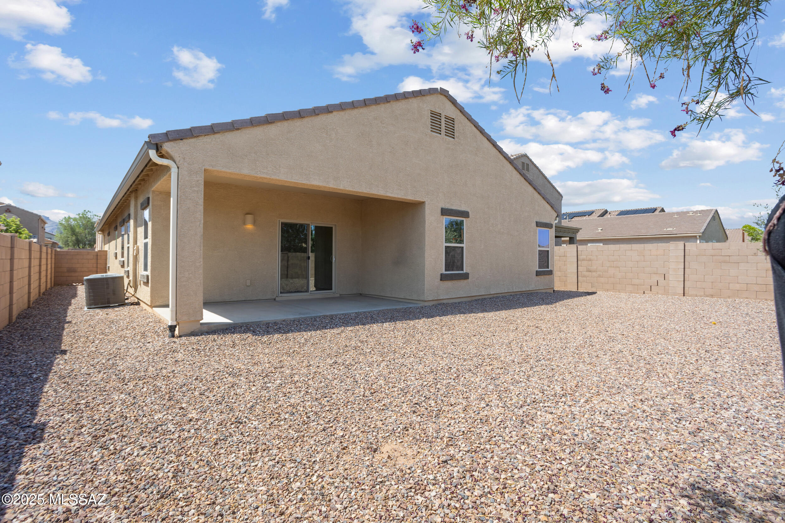 9104 W Blue Saguaro Street