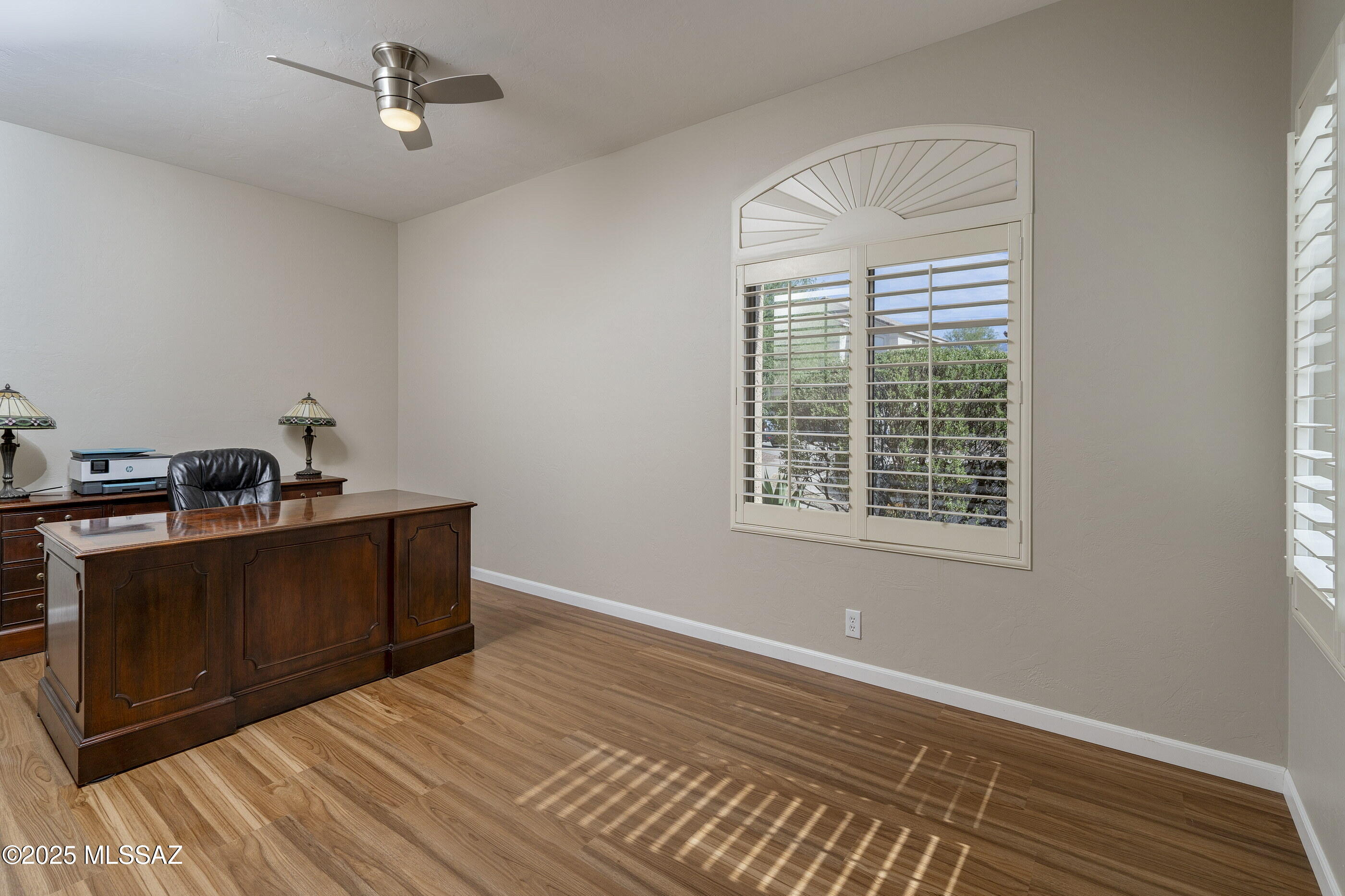 9724 E Rock Ridge Court