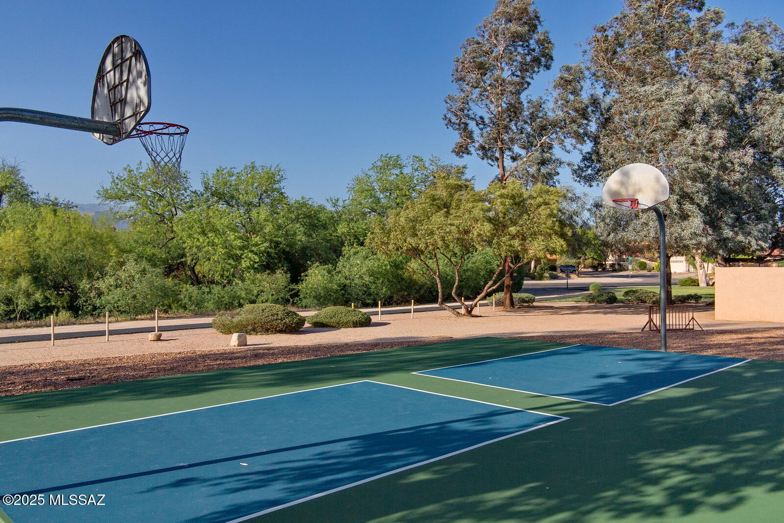 9724 E Rock Ridge Court