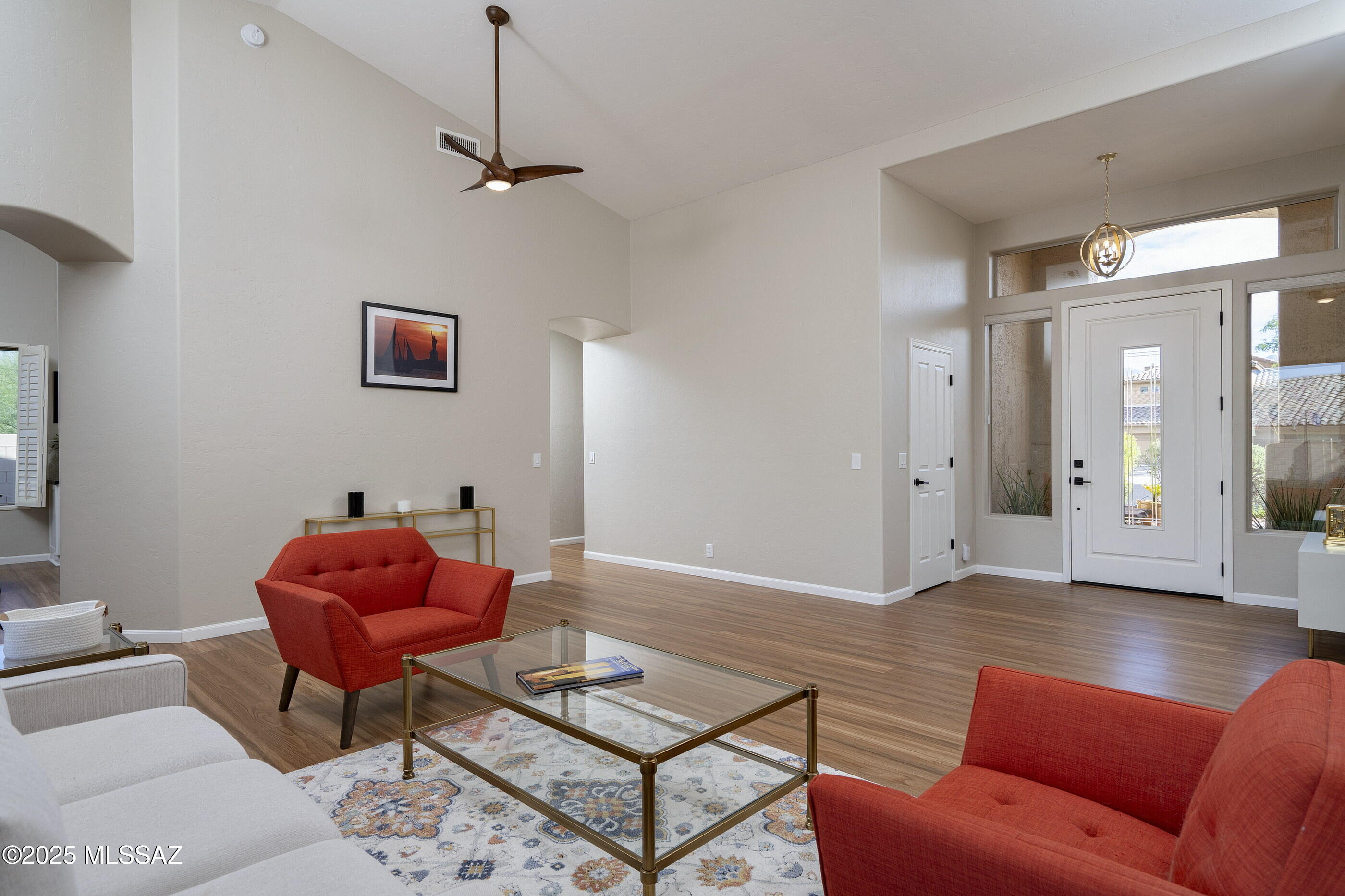 9724 E Rock Ridge Court