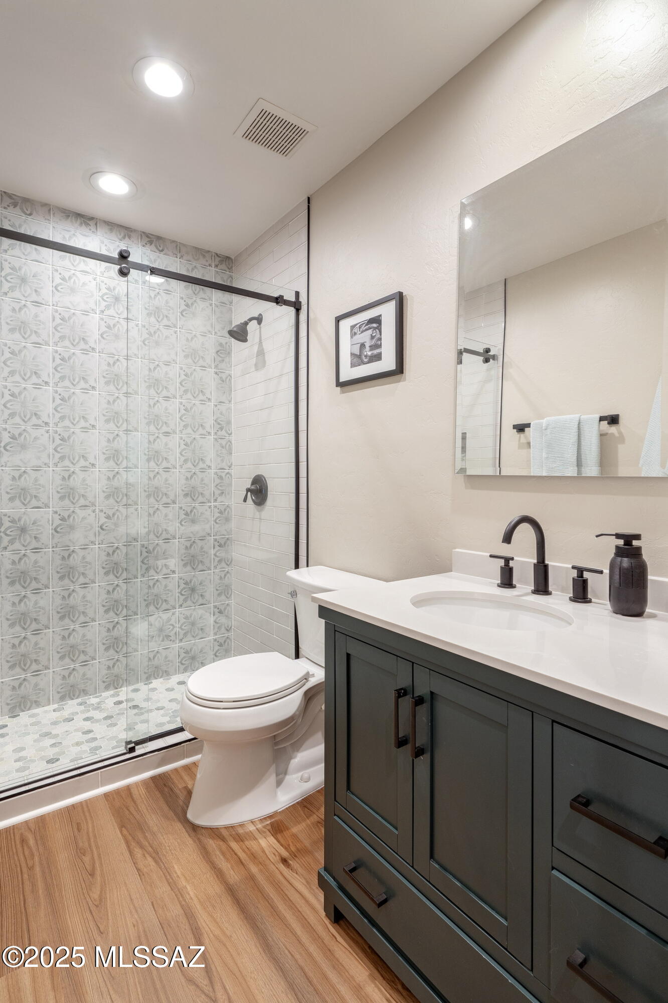 9724 E Rock Ridge Court