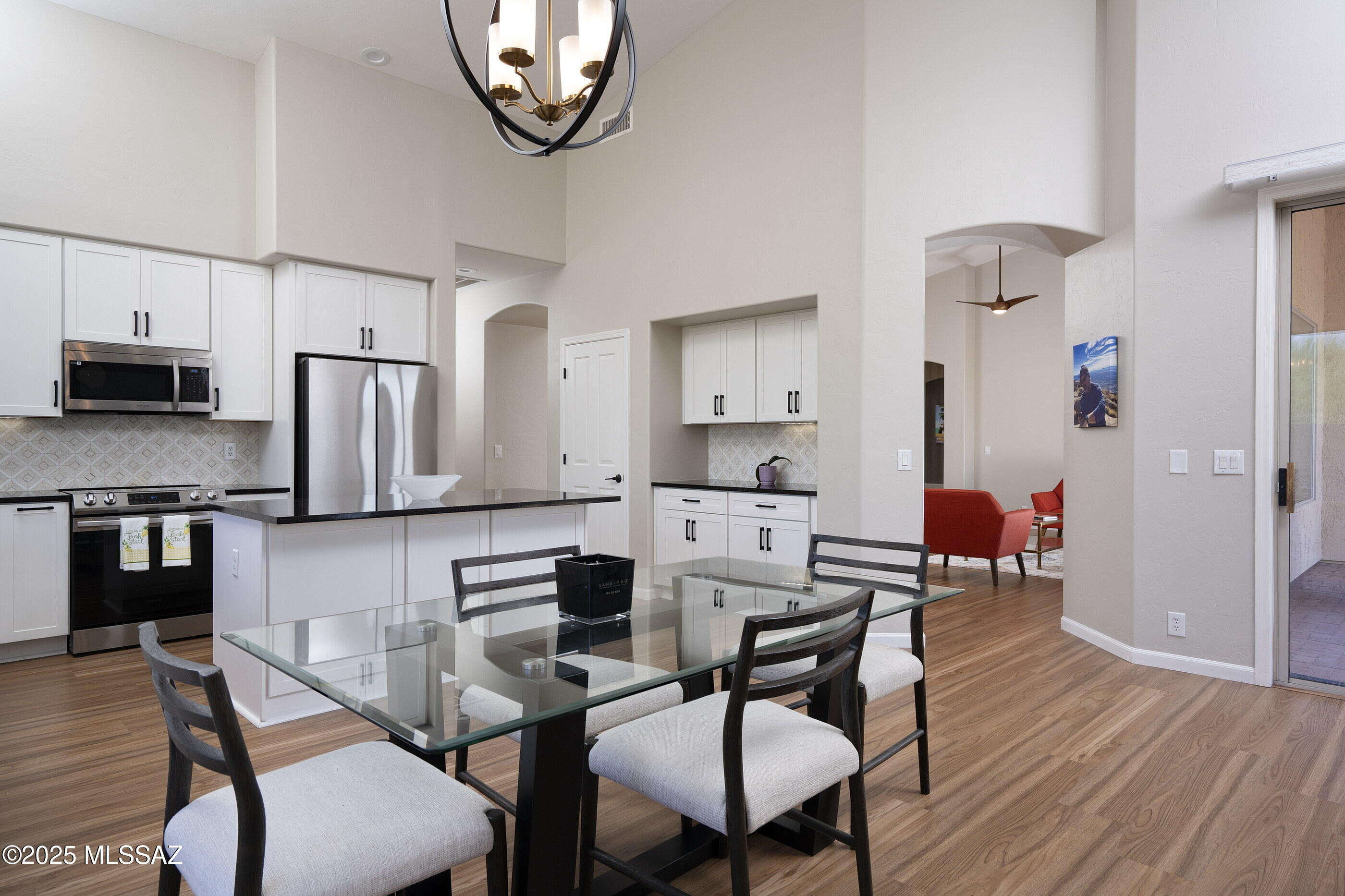 9724 E Rock Ridge Court