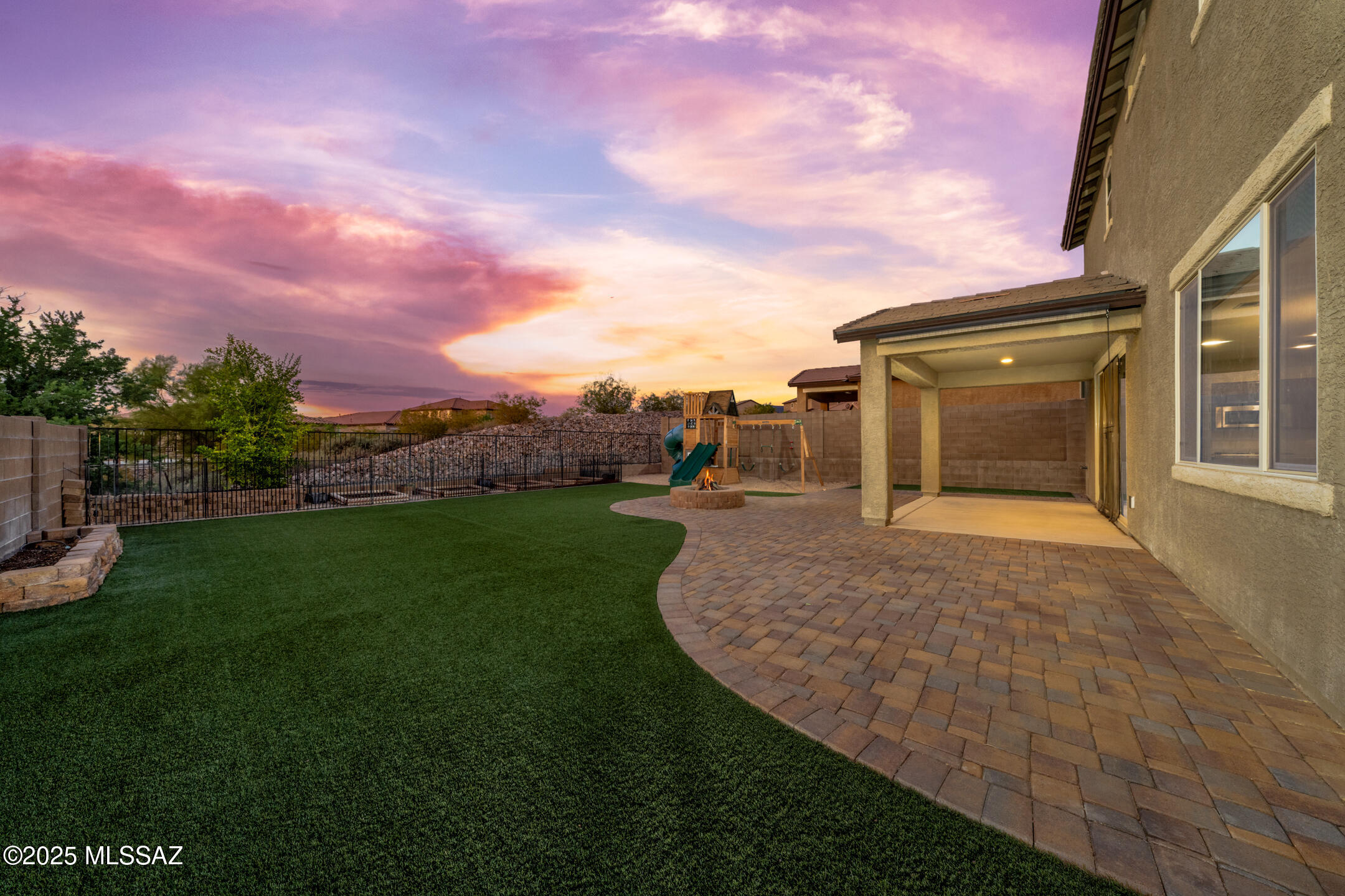 4880 W Willow Wind Way