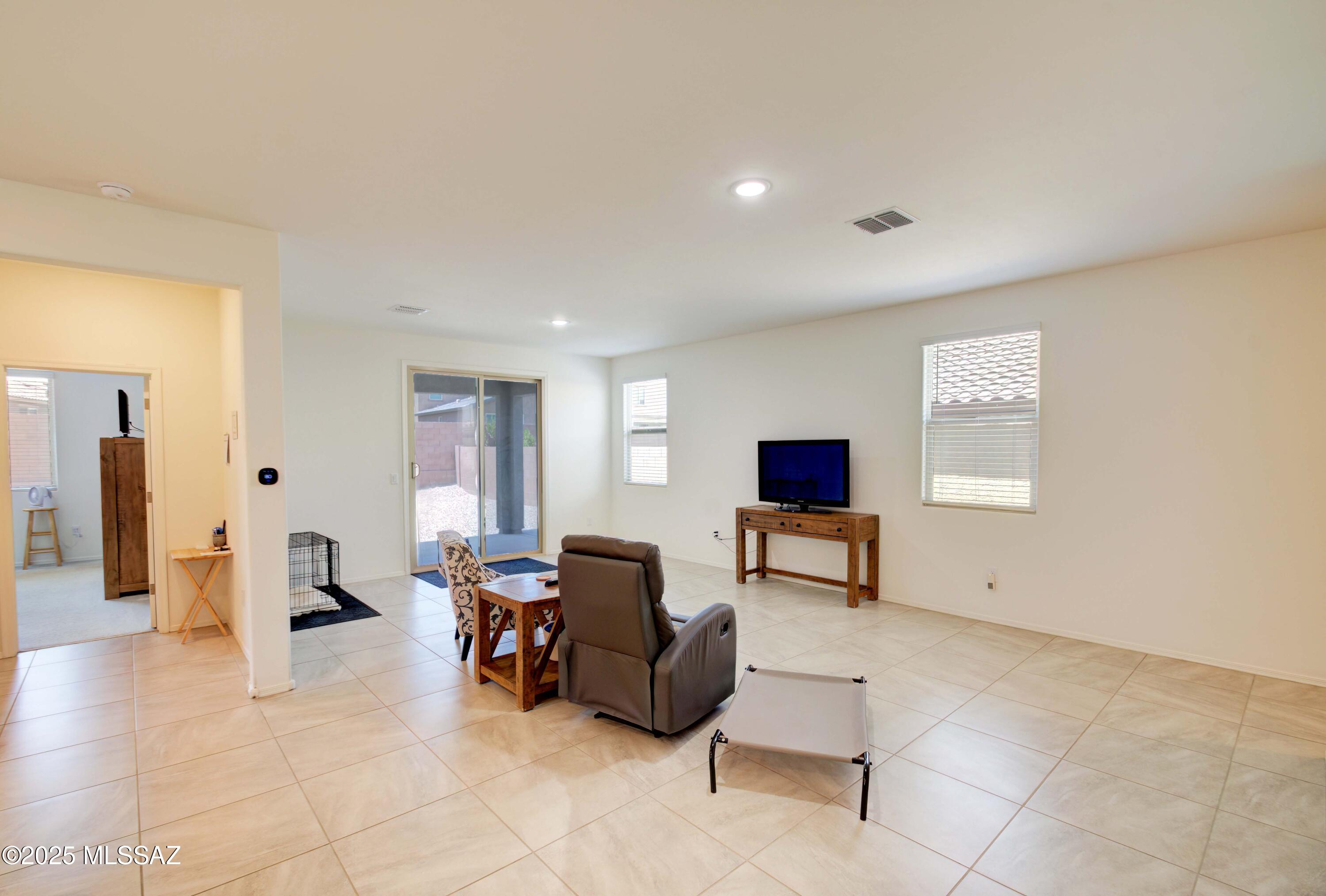 7946 S Golden Bell Drive