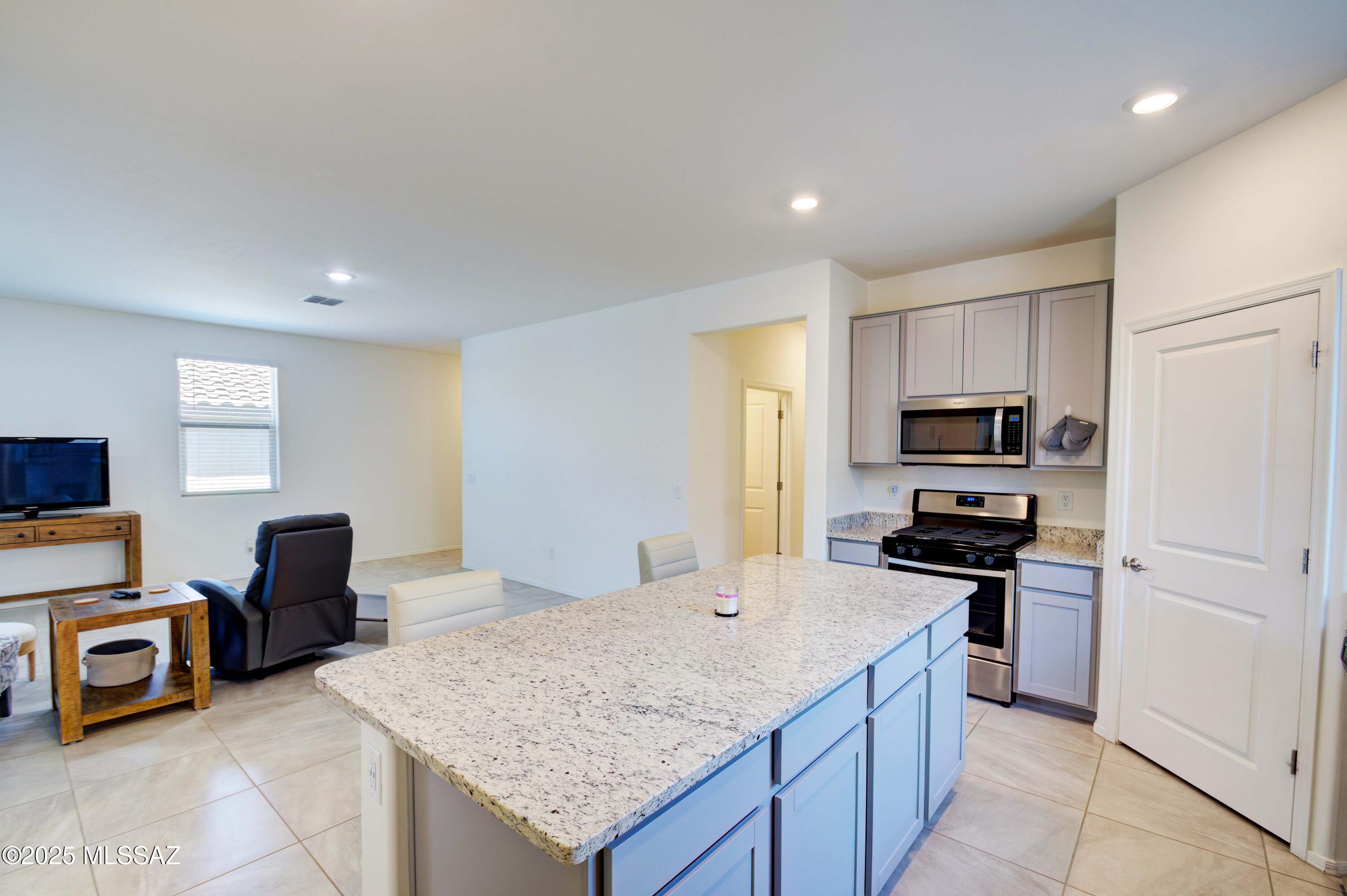 7946 S Golden Bell Drive