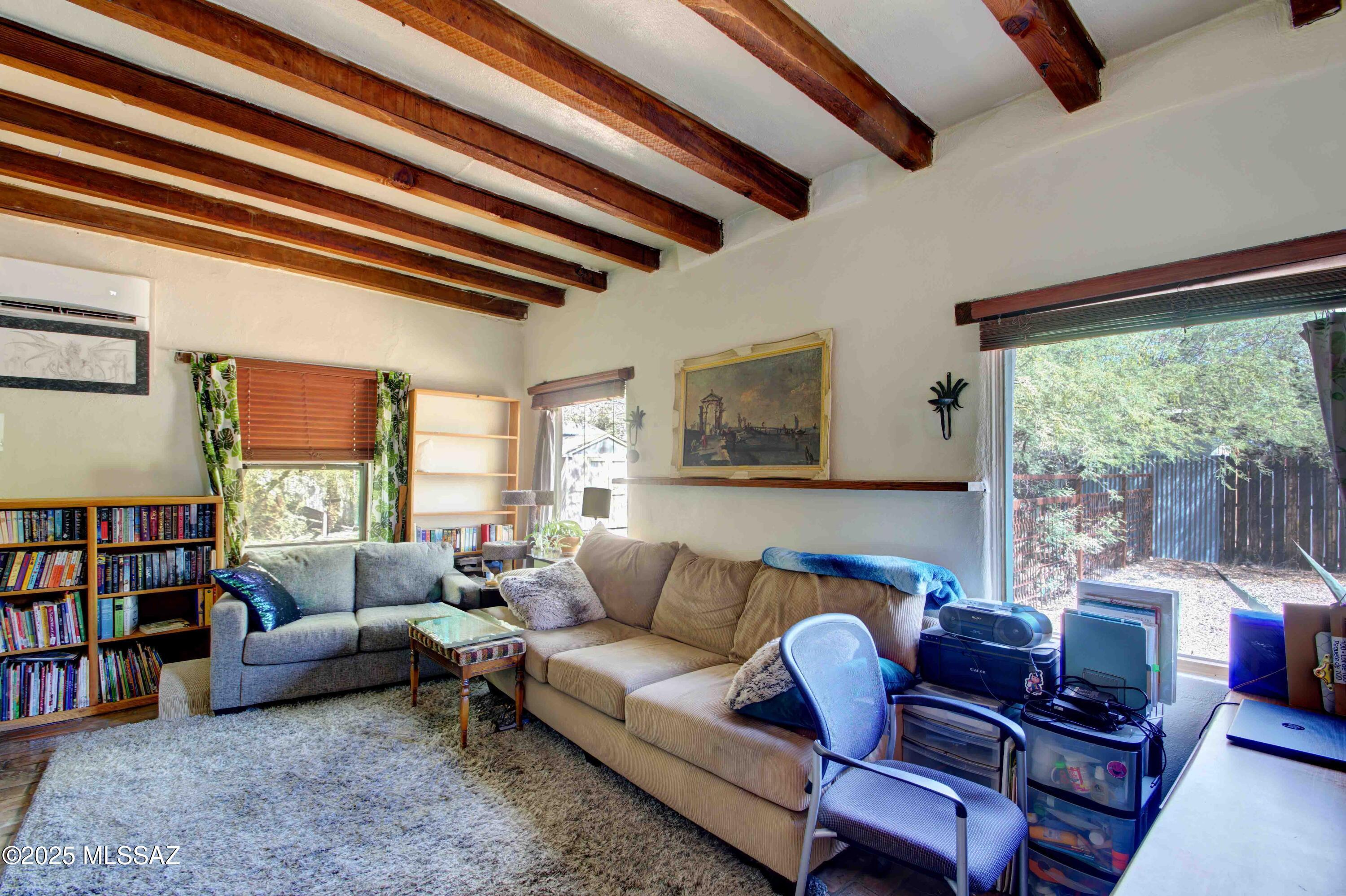 3455 N Fremont Avenue