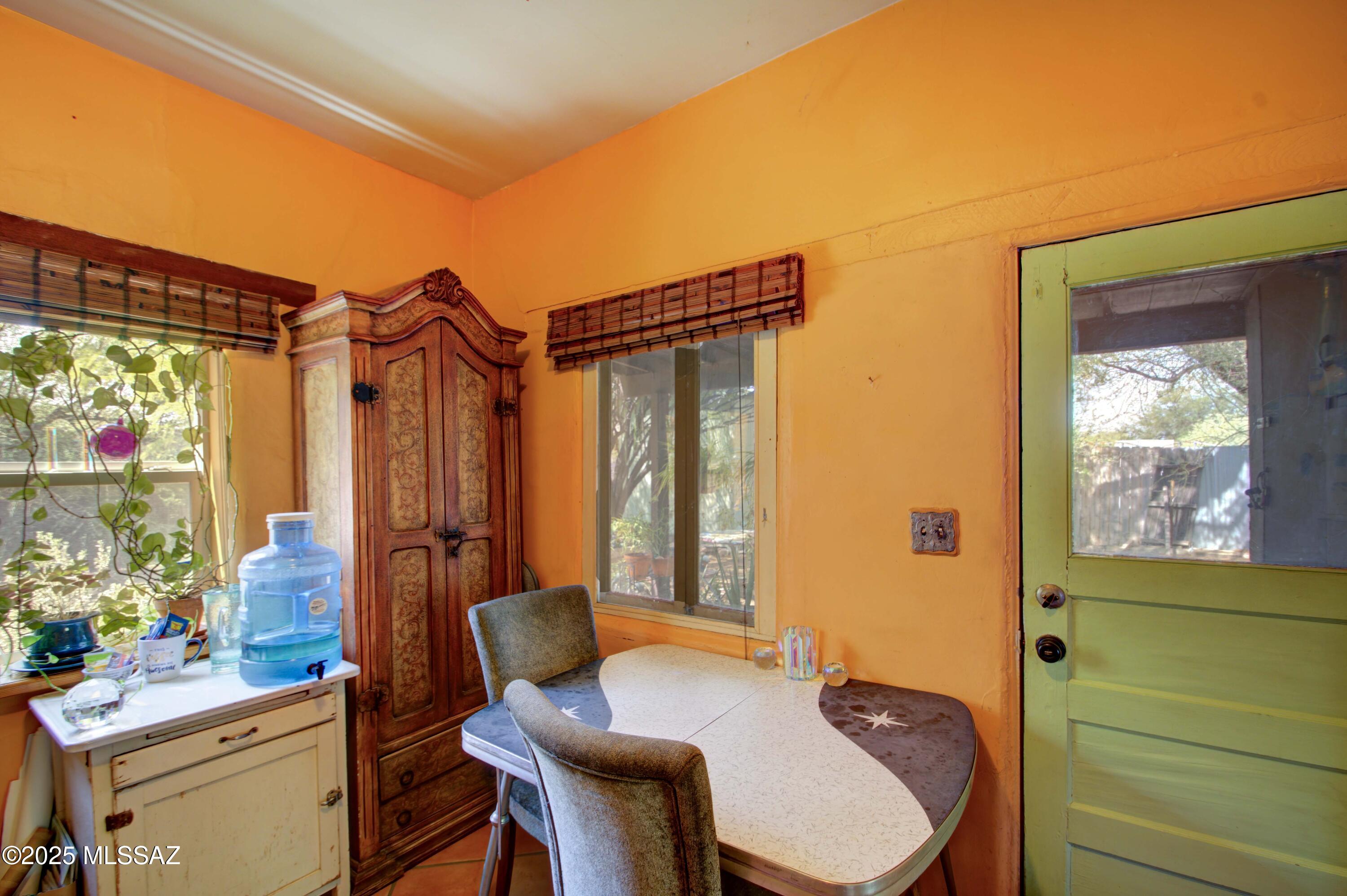 3455 N Fremont Avenue