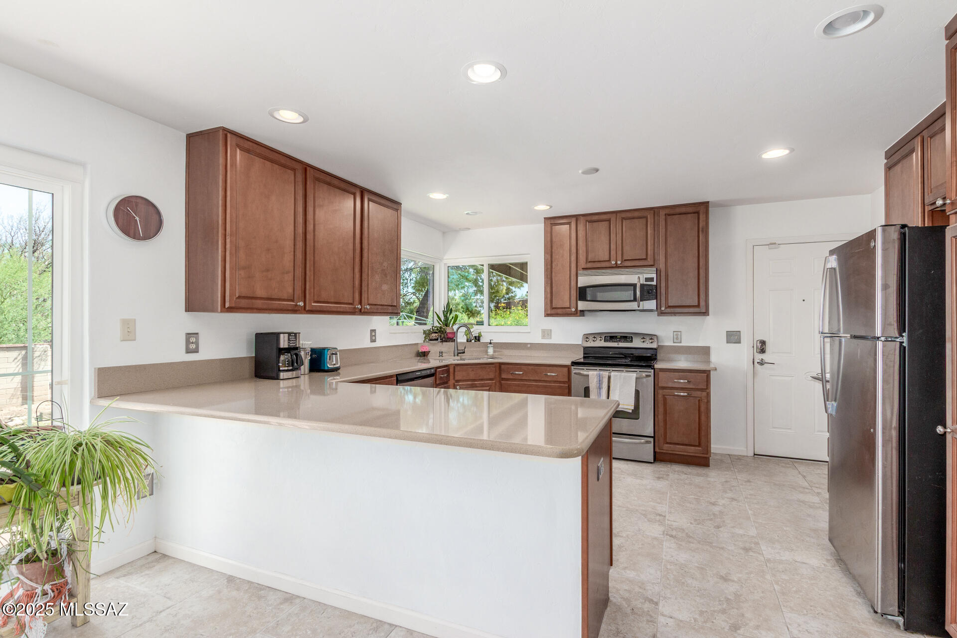 9063 E Bellevue Street