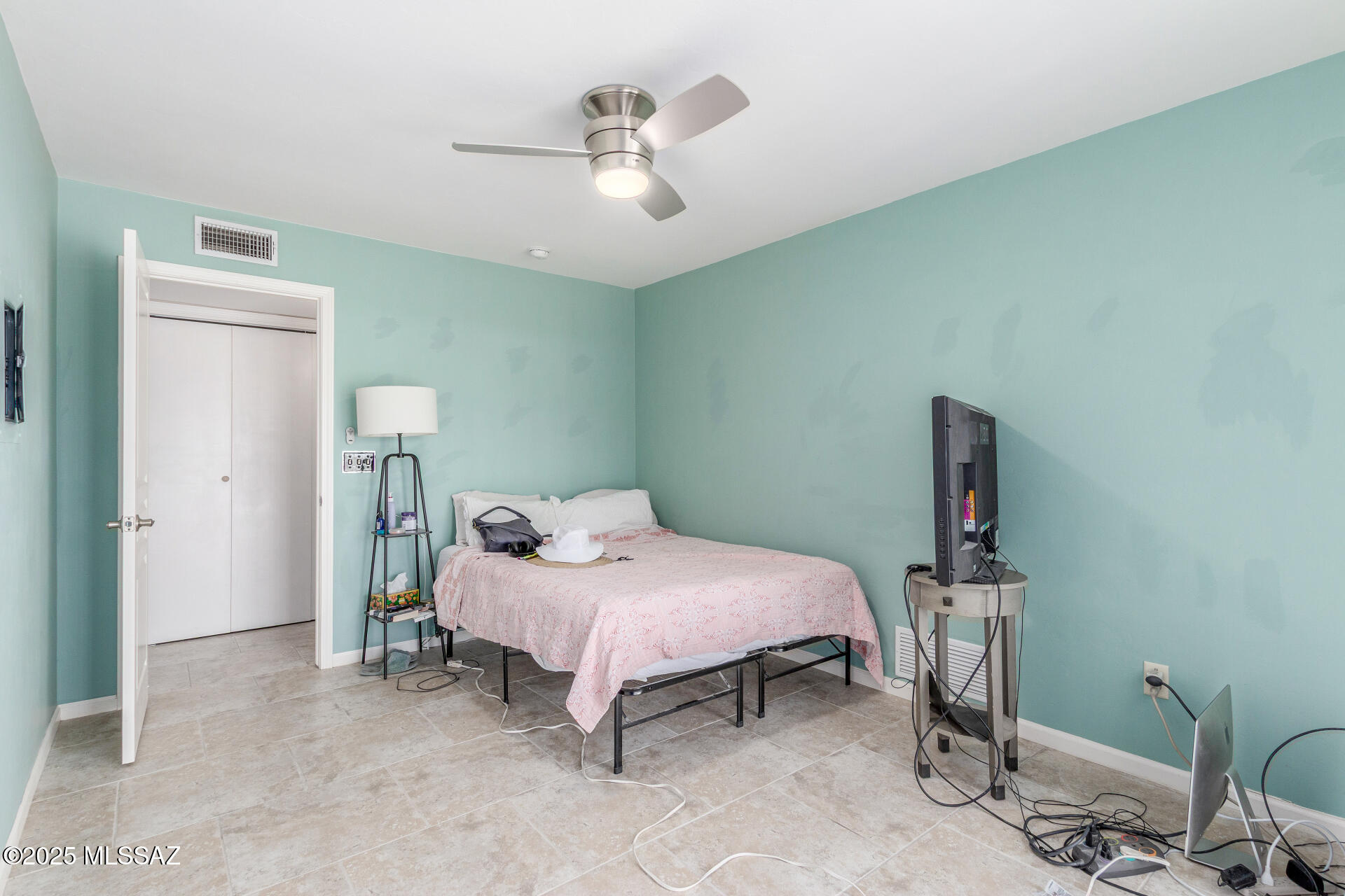 9063 E Bellevue Street