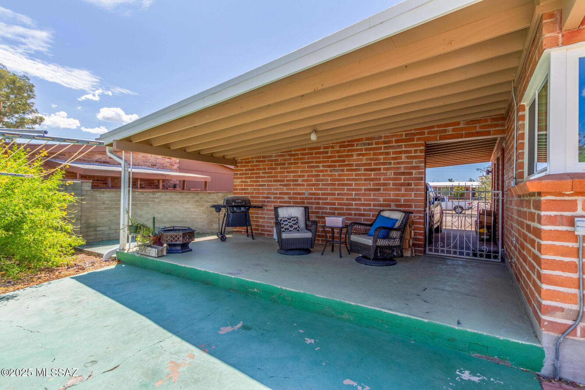 9063 E Bellevue Street