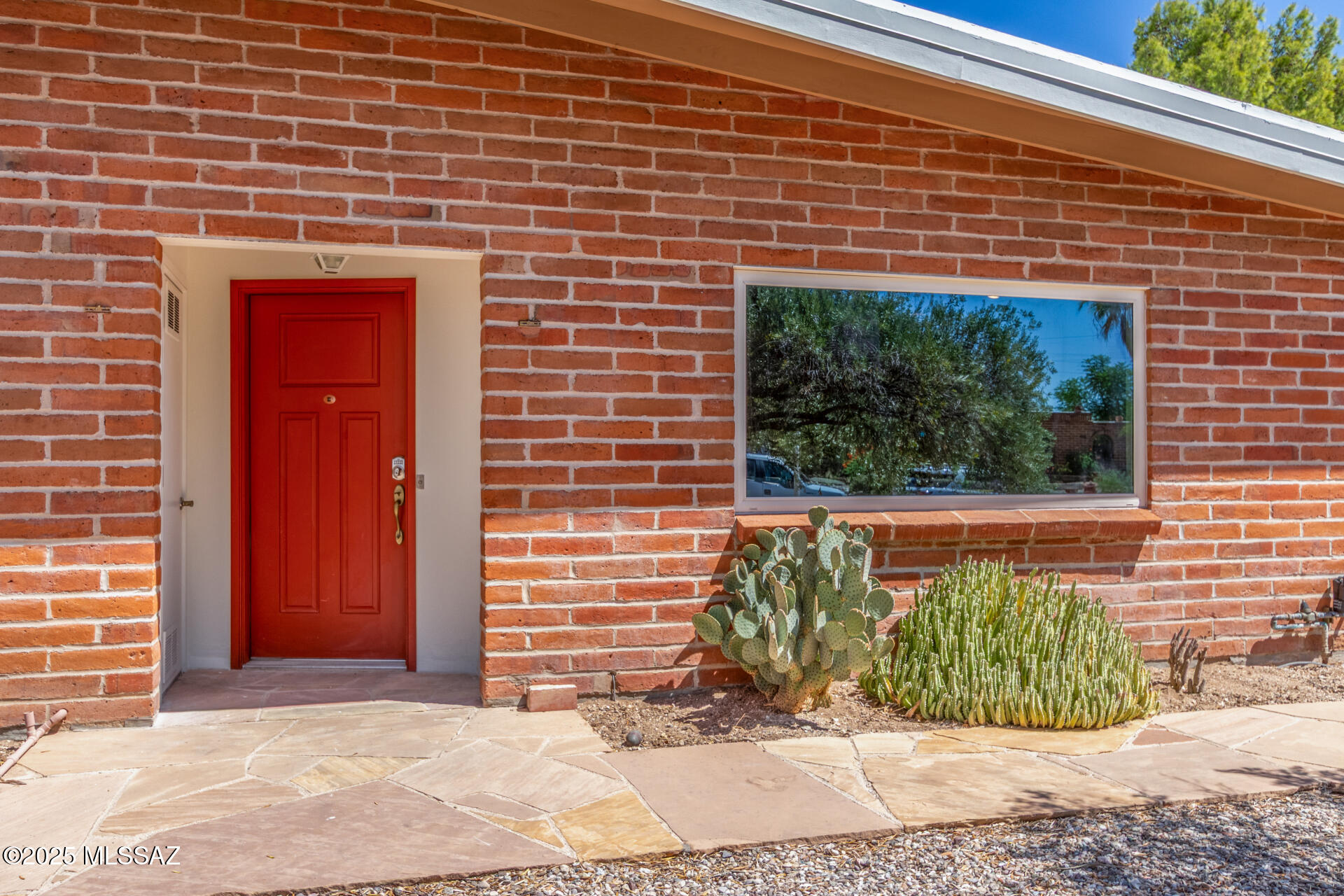 9063 E Bellevue Street