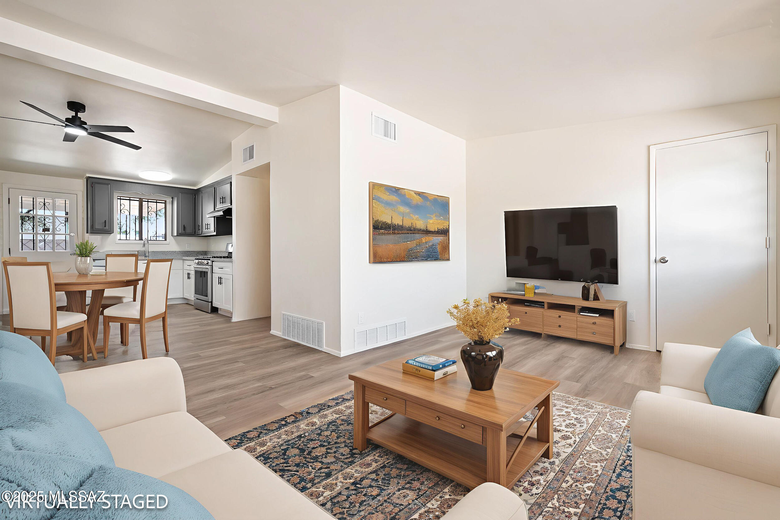 220 E Blacklidge Drive