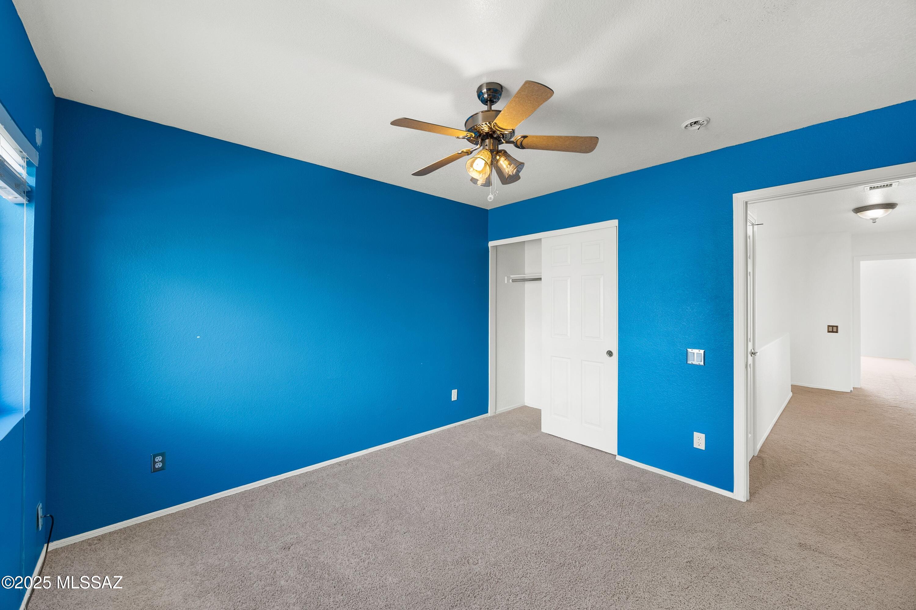 10080 E English Woods Road