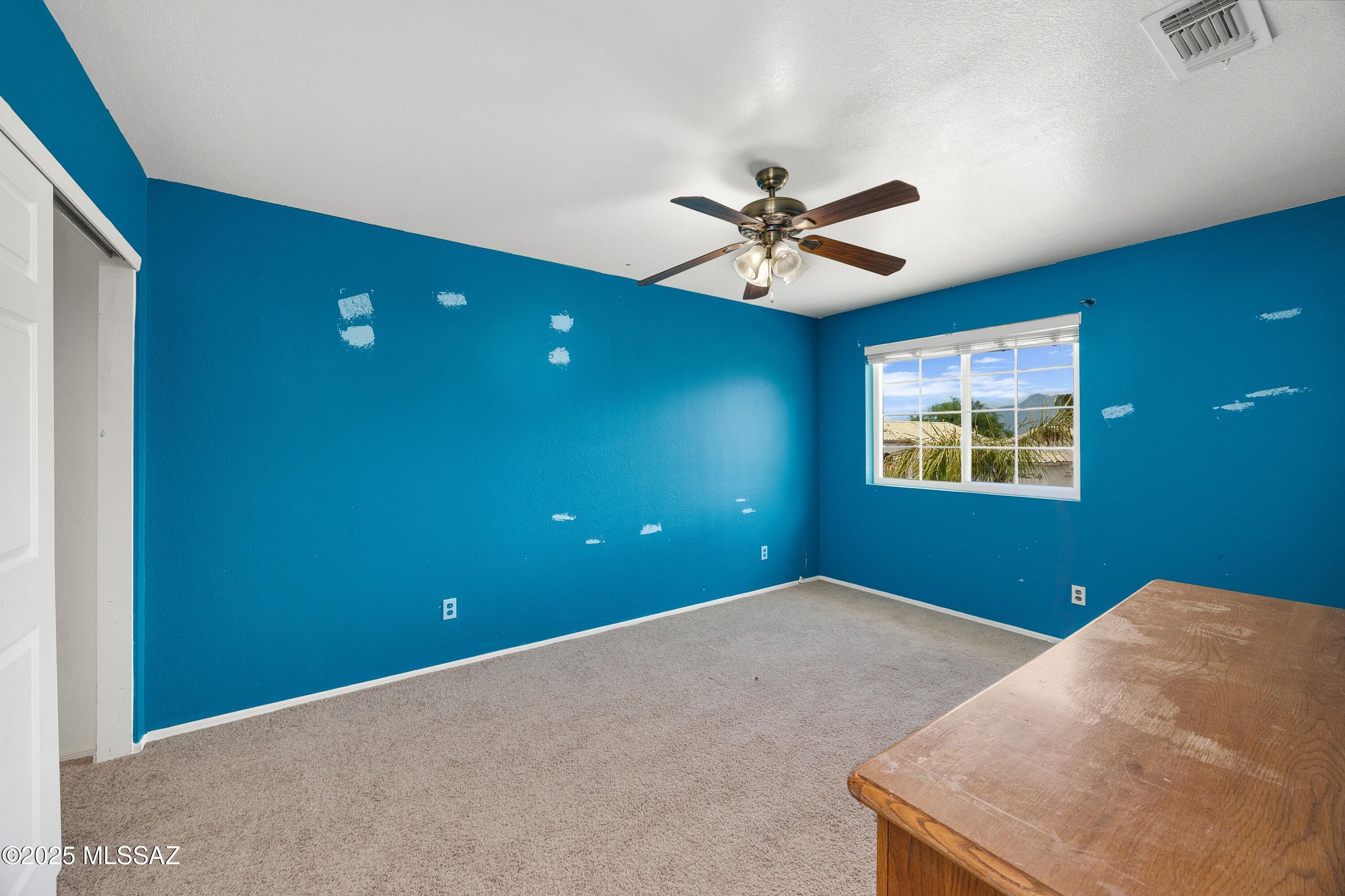 10080 E English Woods Road