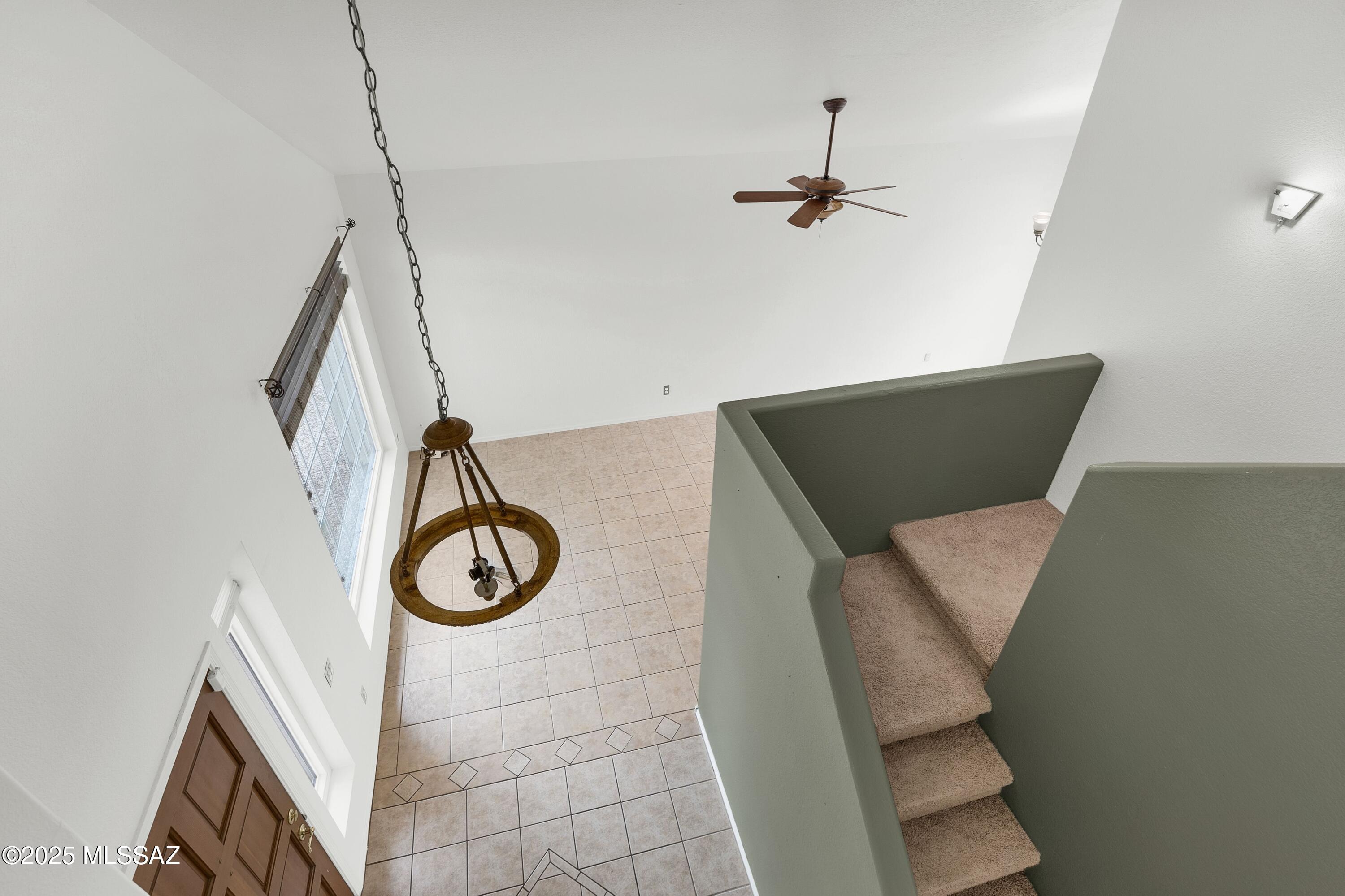 10080 E English Woods Road