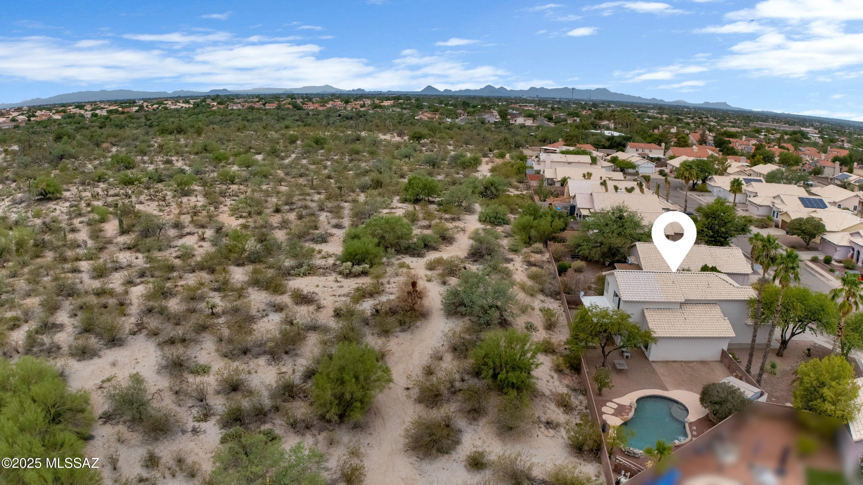 10080 E English Woods Road