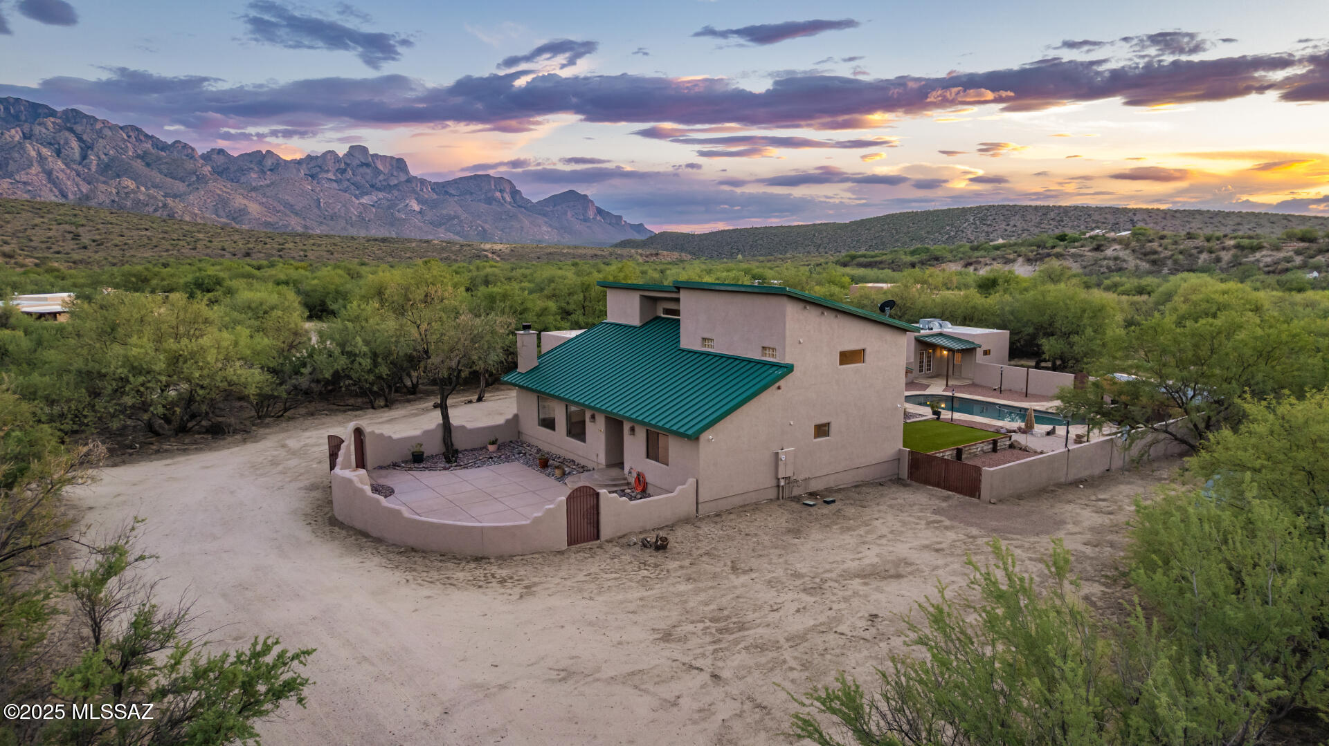 5100 E Golder Ranch Drive