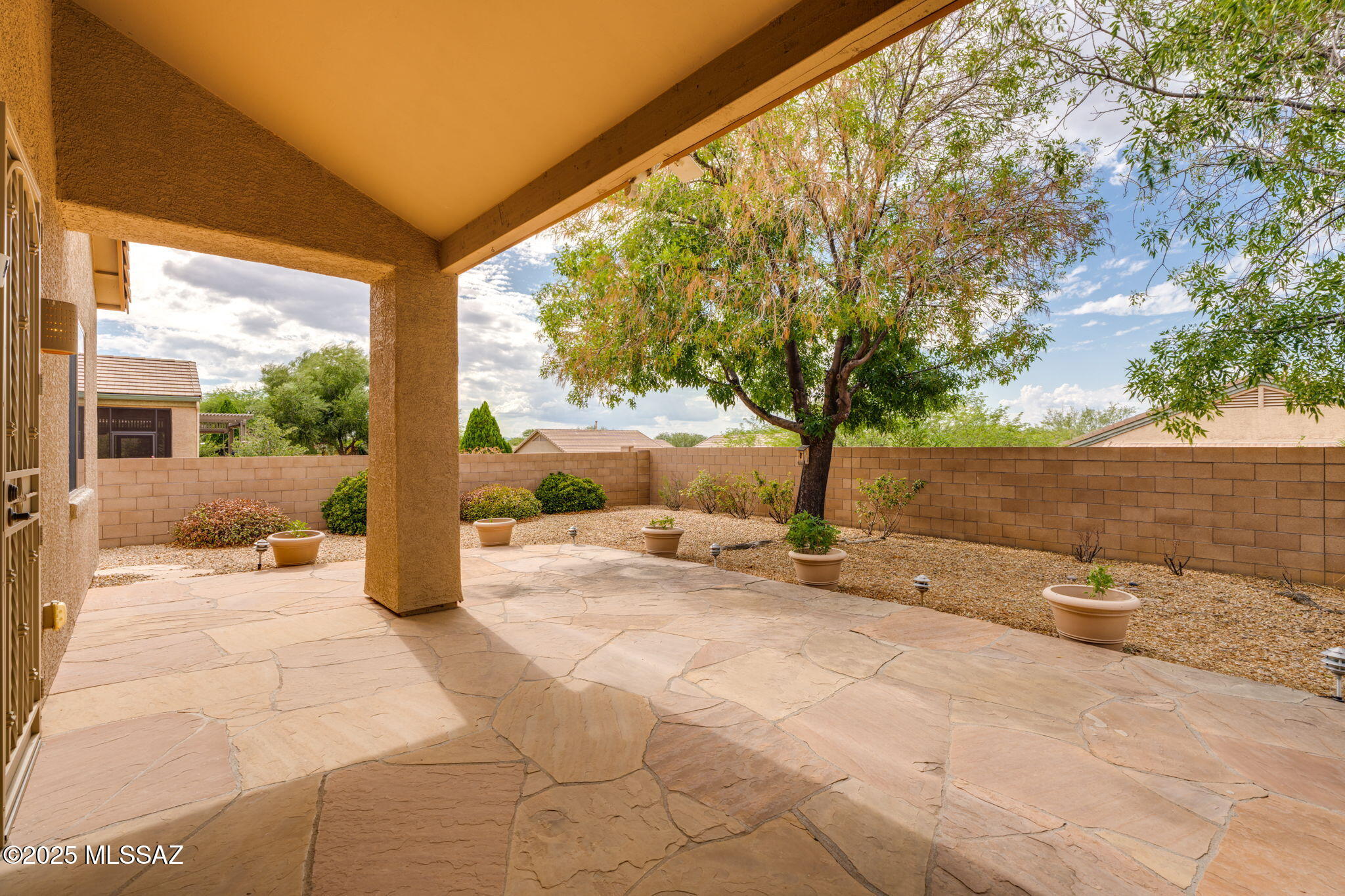 320 W Lexington Street