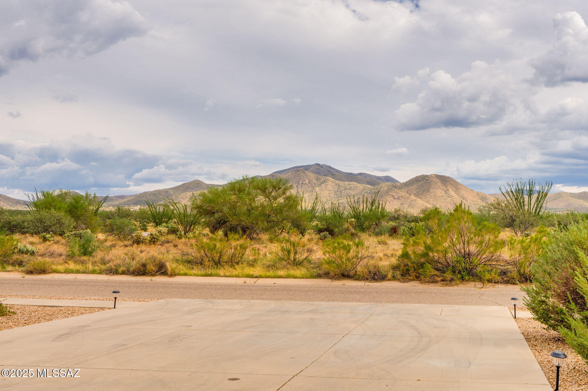 320 W Lexington Street