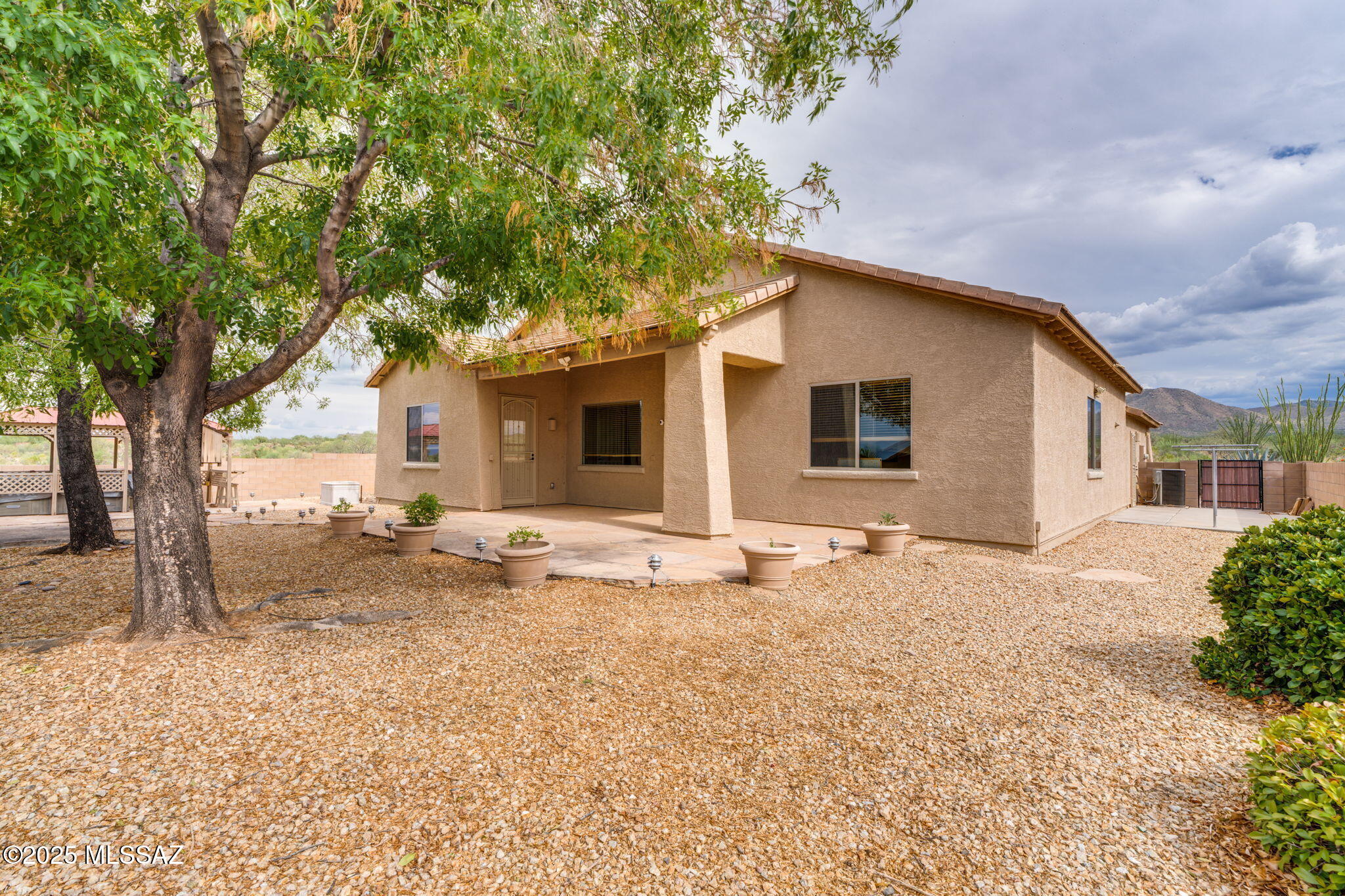 320 W Lexington Street