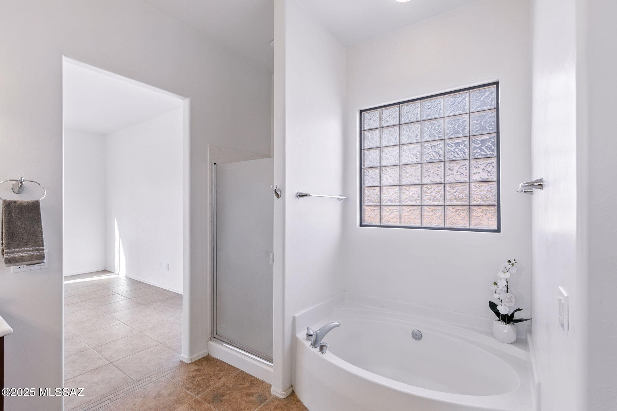 320 W Lexington Street