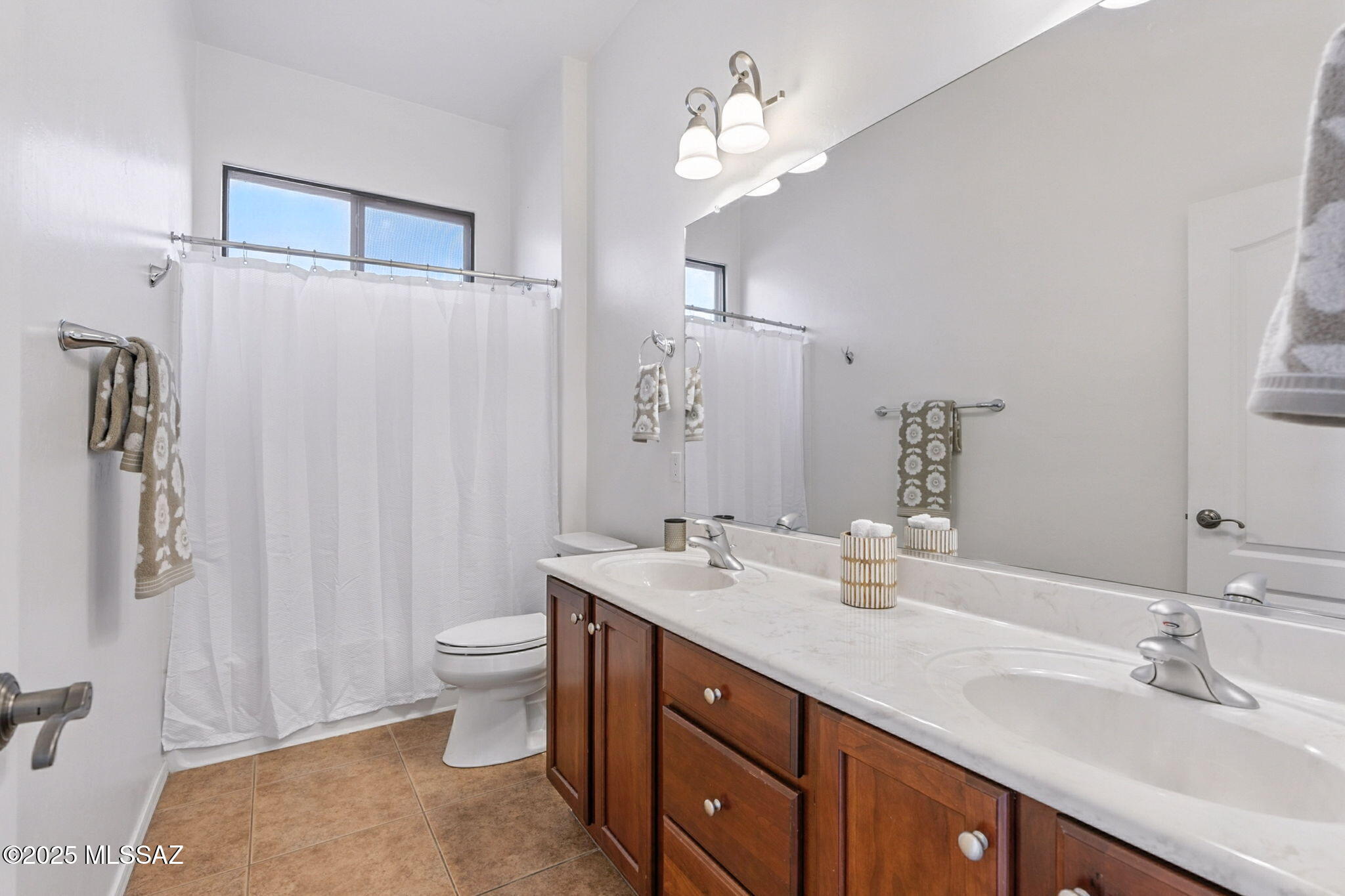 320 W Lexington Street