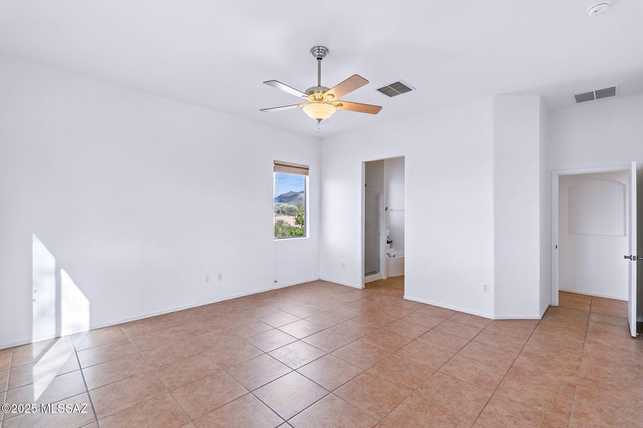 320 W Lexington Street