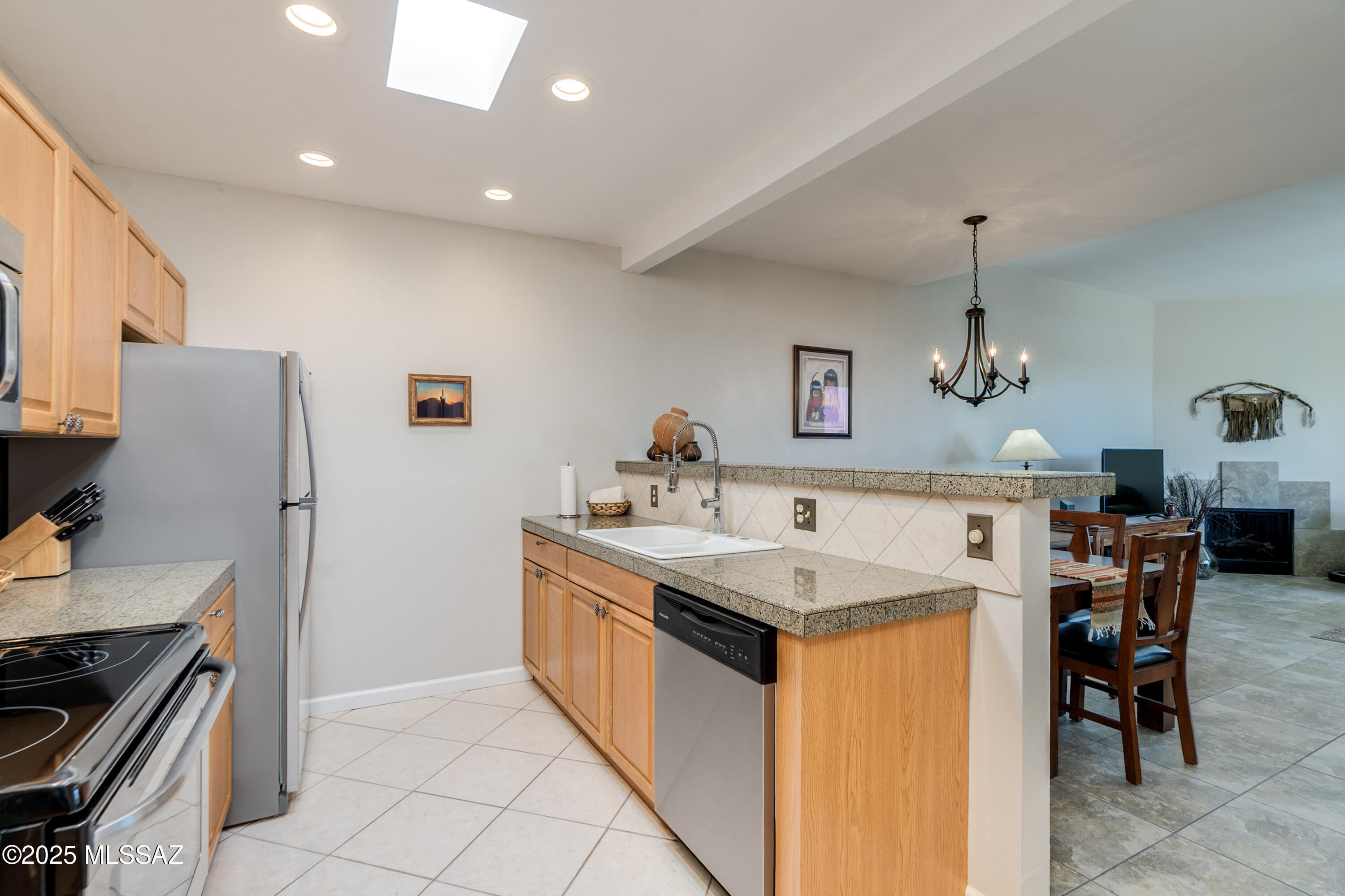 6255 N Camino Pimeria Alta Unit: 122