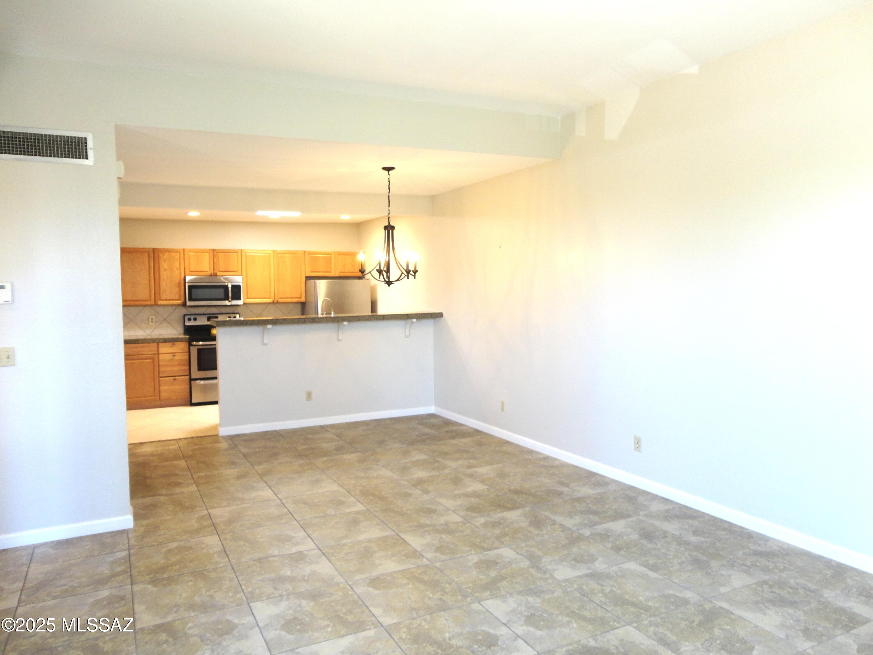 6255 N Camino Pimeria Alta Unit: 122