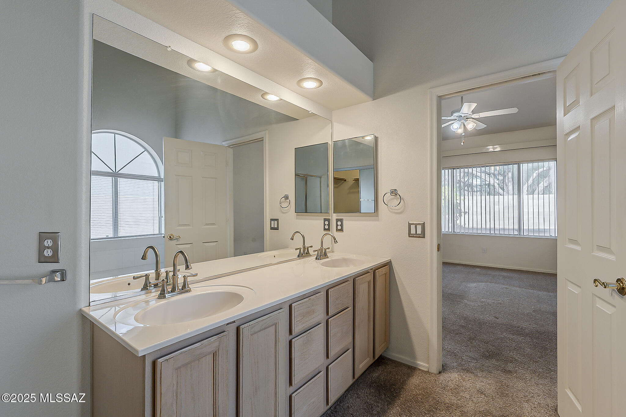 783 S Sea Shore Lane