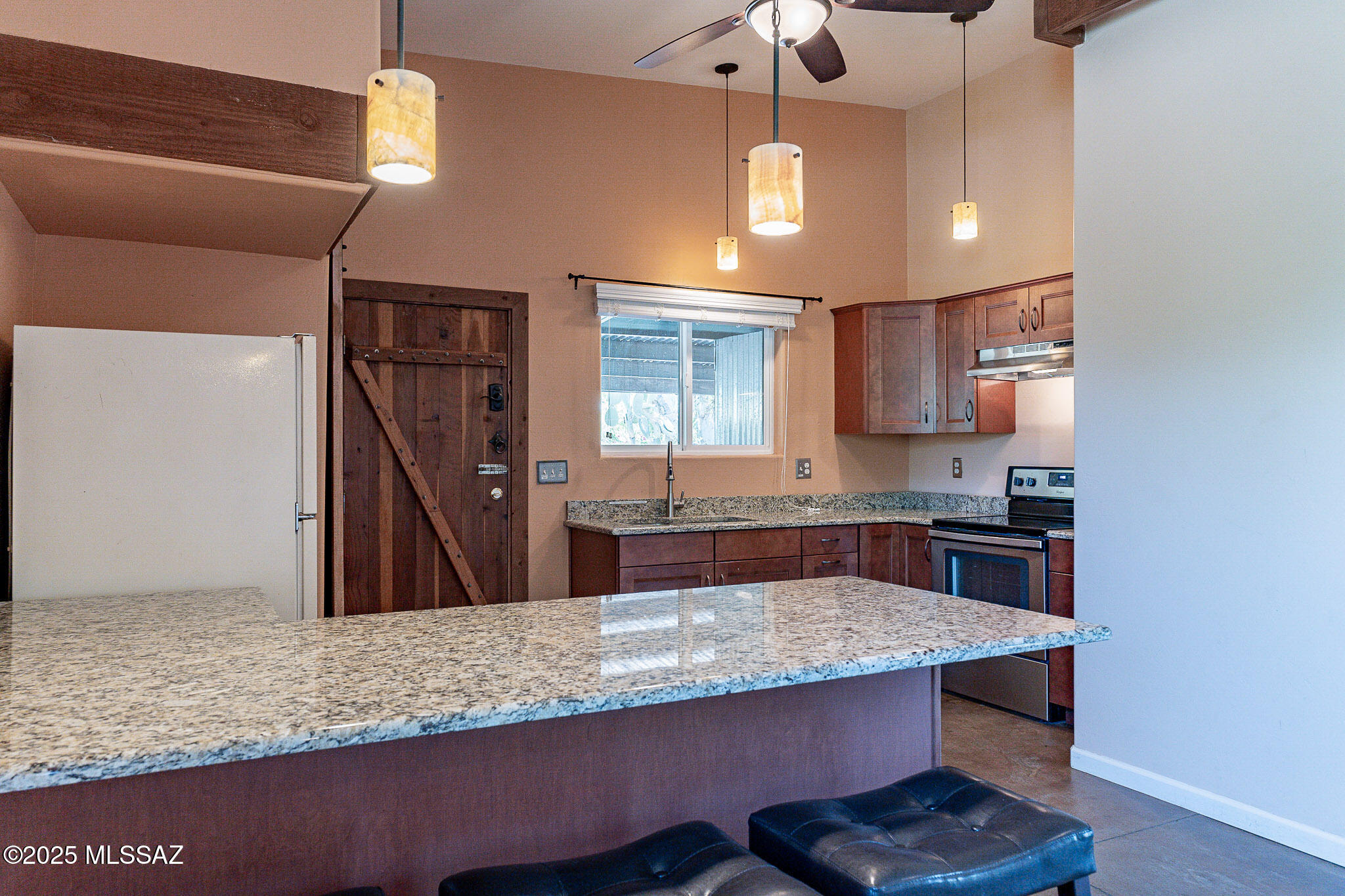 9450 E Placita Oaxaca