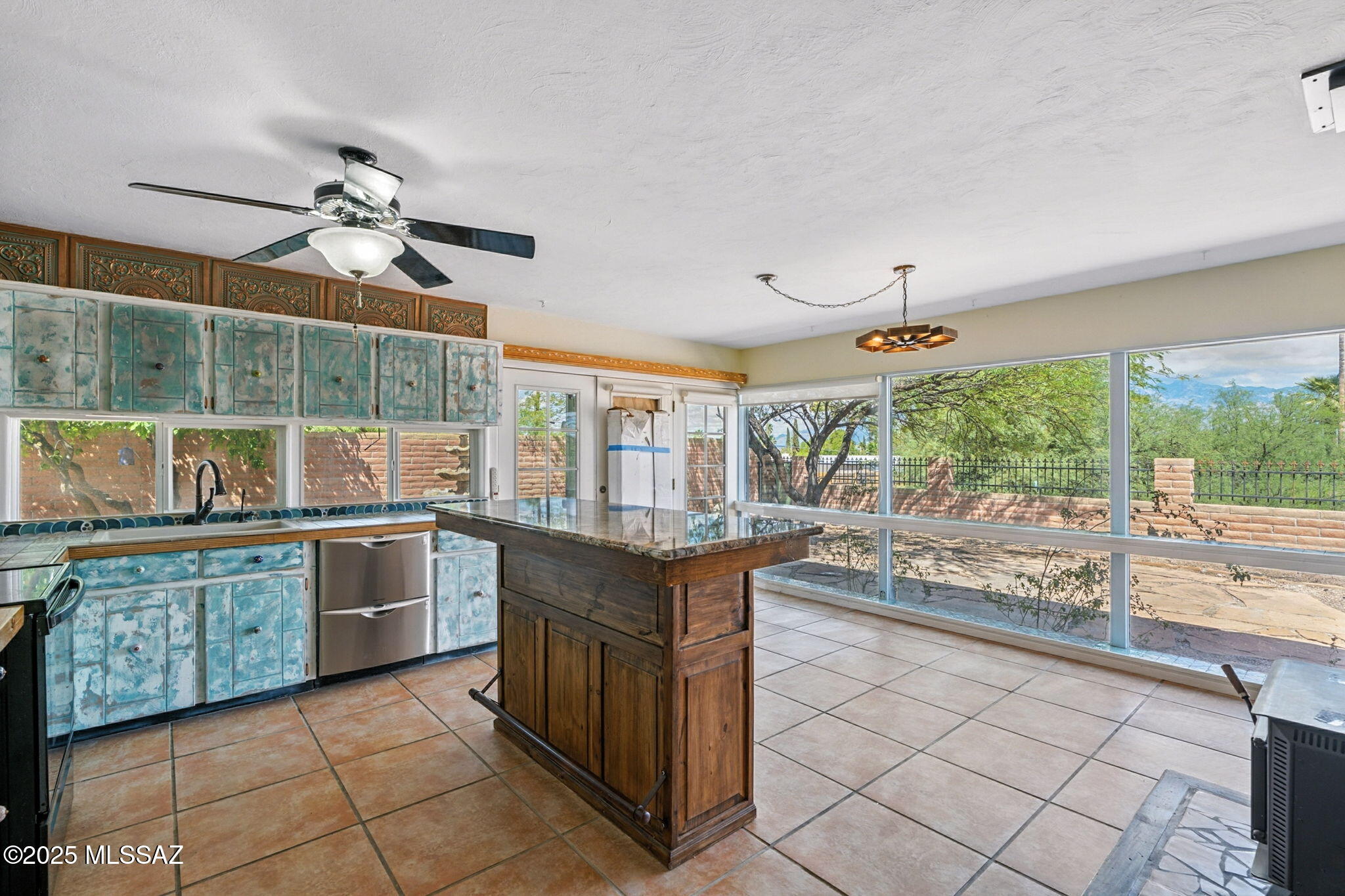 9085 E Bellevue Street