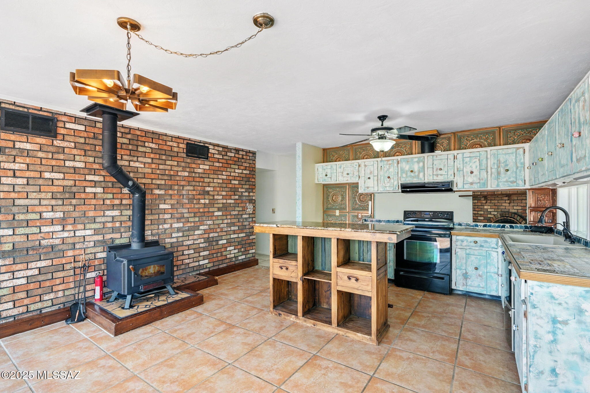 9085 E Bellevue Street