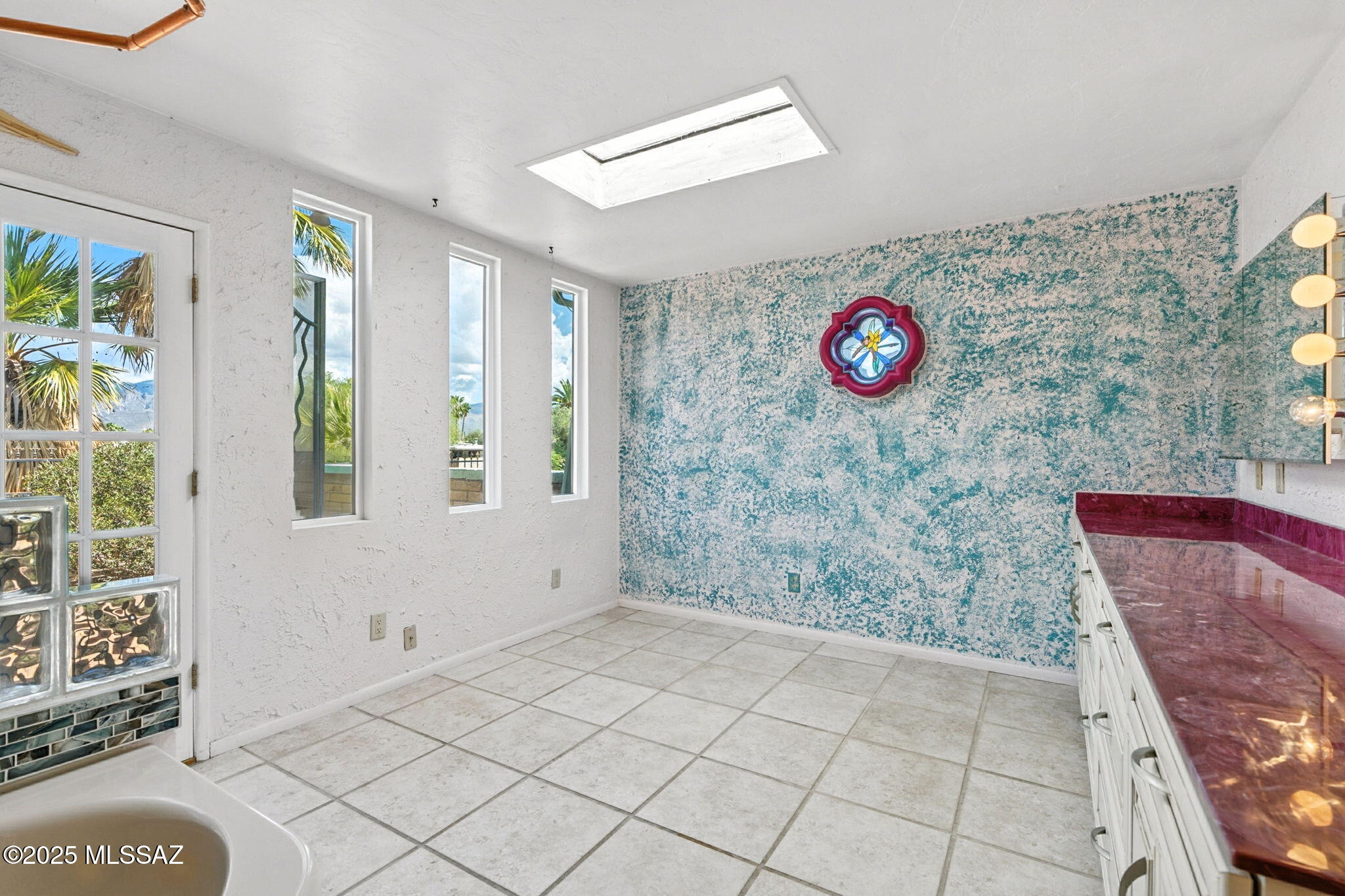 9085 E Bellevue Street